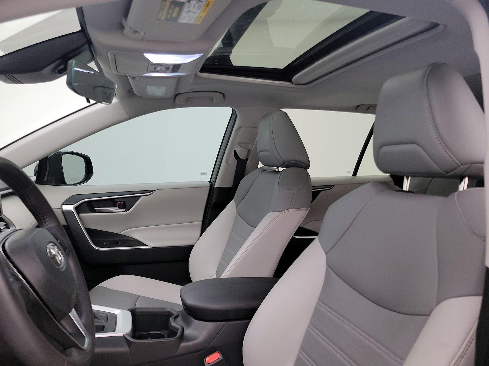 2024 Toyota RAV4 XLE Premium - Photo 20