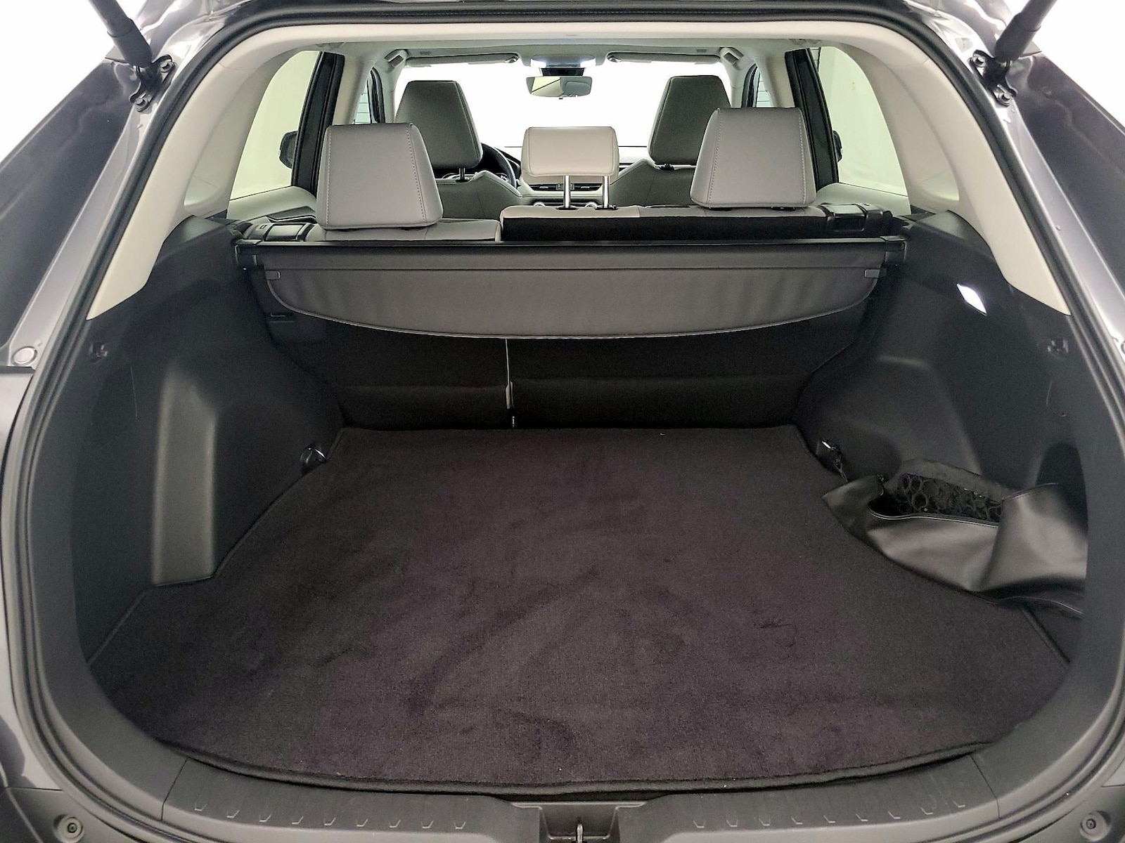 2024 Toyota RAV4 XLE Premium - Photo 22