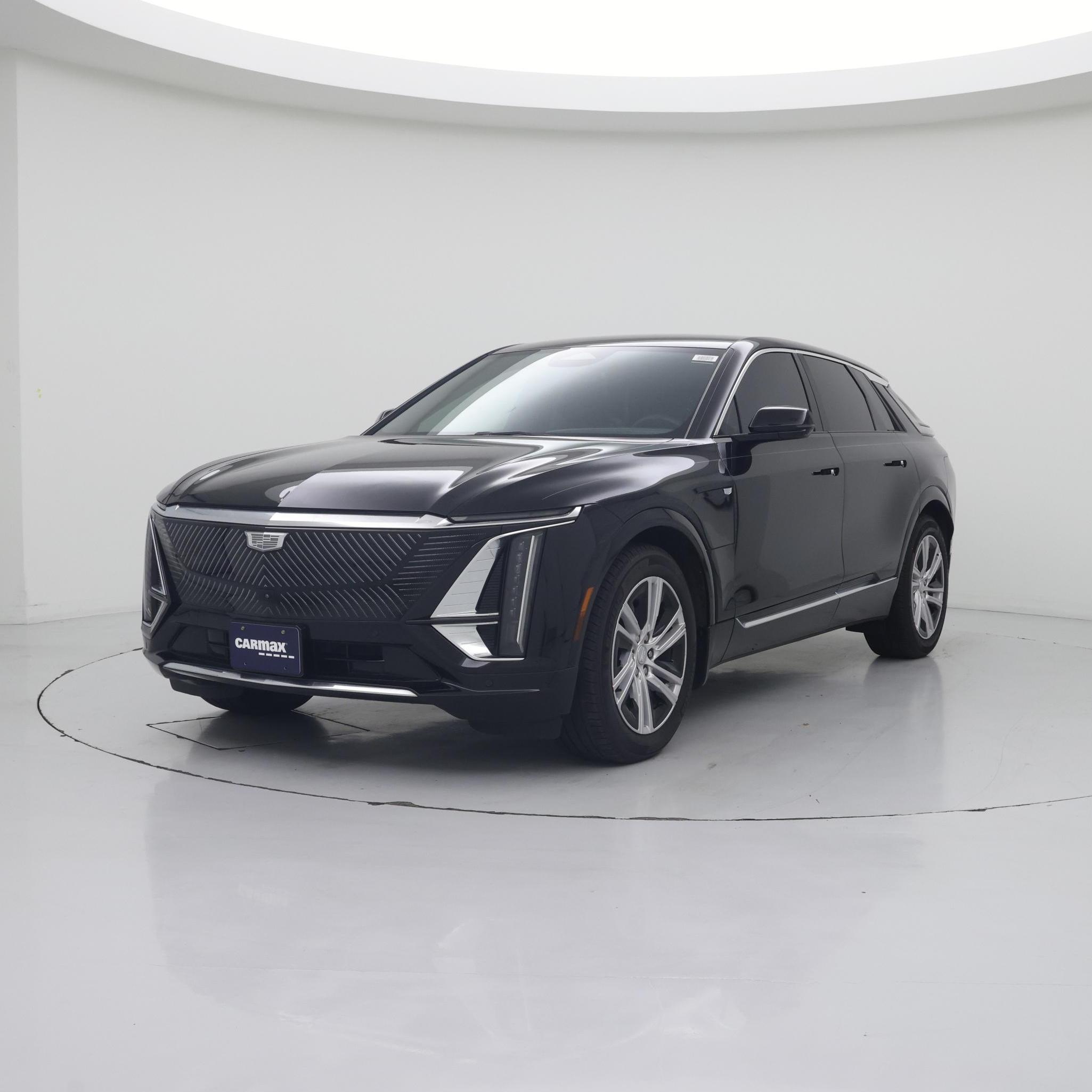 Thumbnail: 2024 Cadillac Lyriq - 4