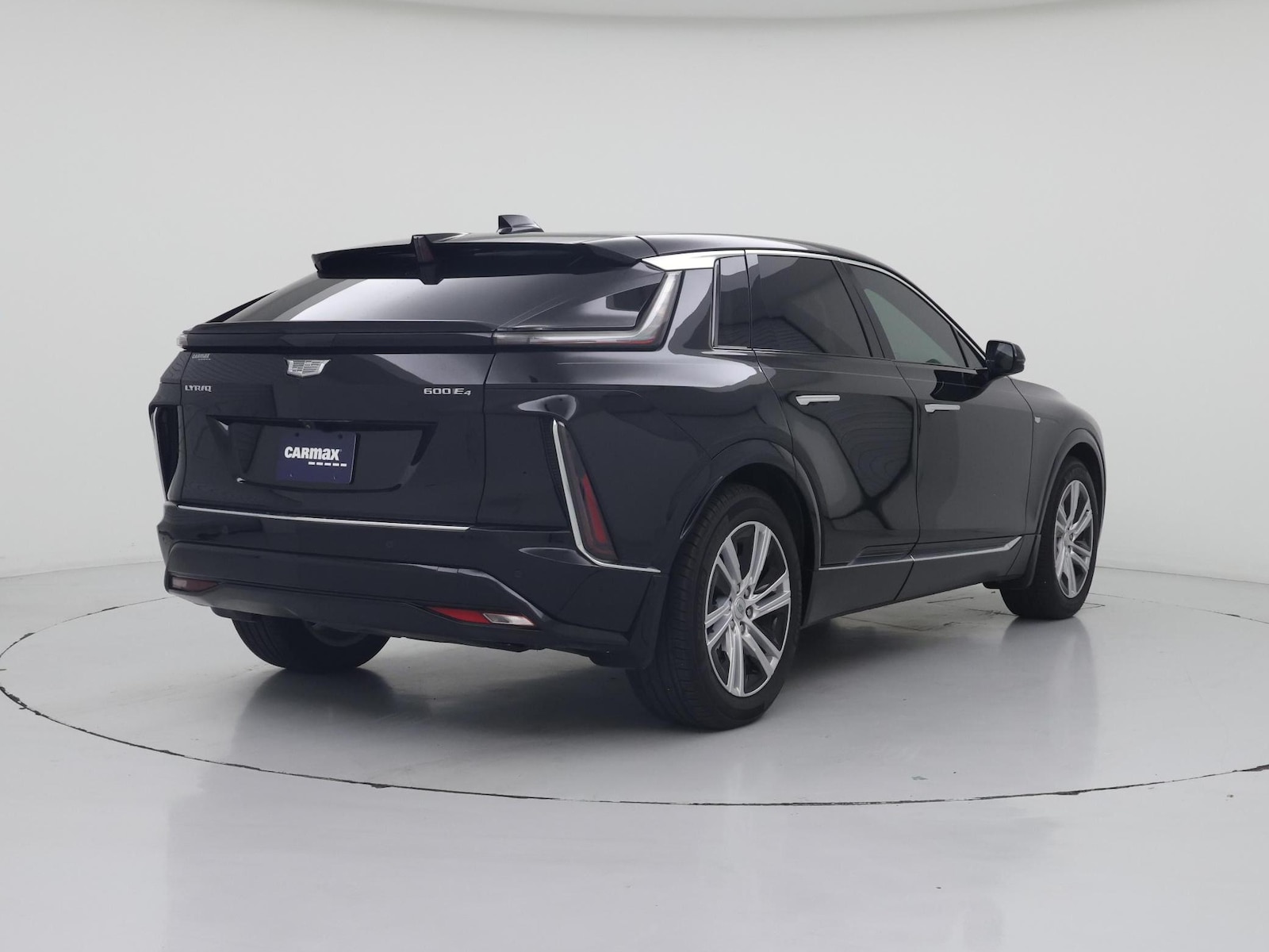 2024 Cadillac LYRIQ Tech - Photo 9