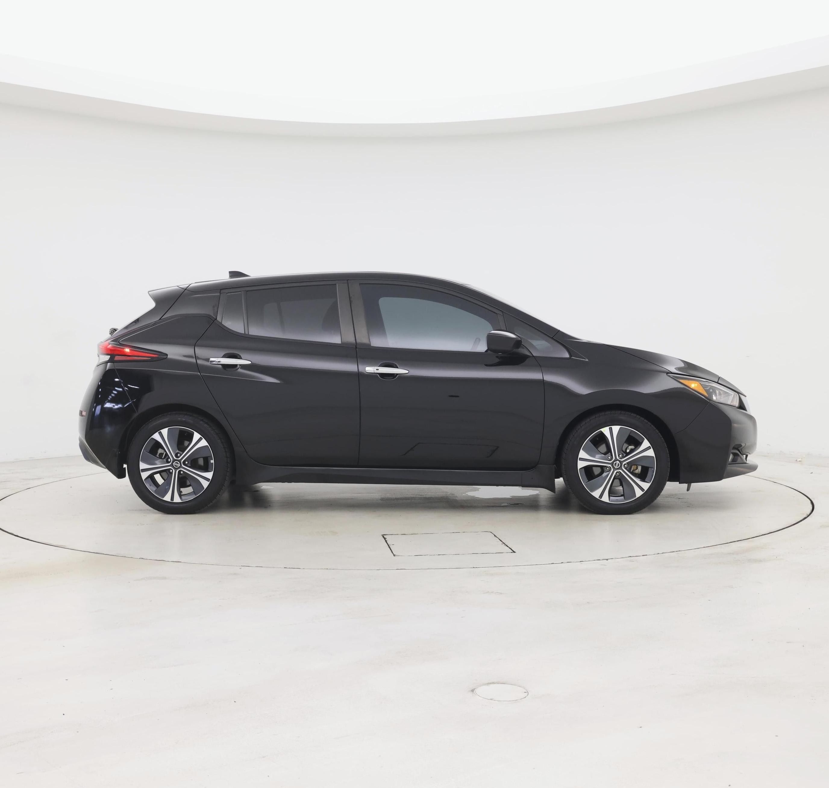 Thumbnail: 2022 Nissan Leaf - 7
