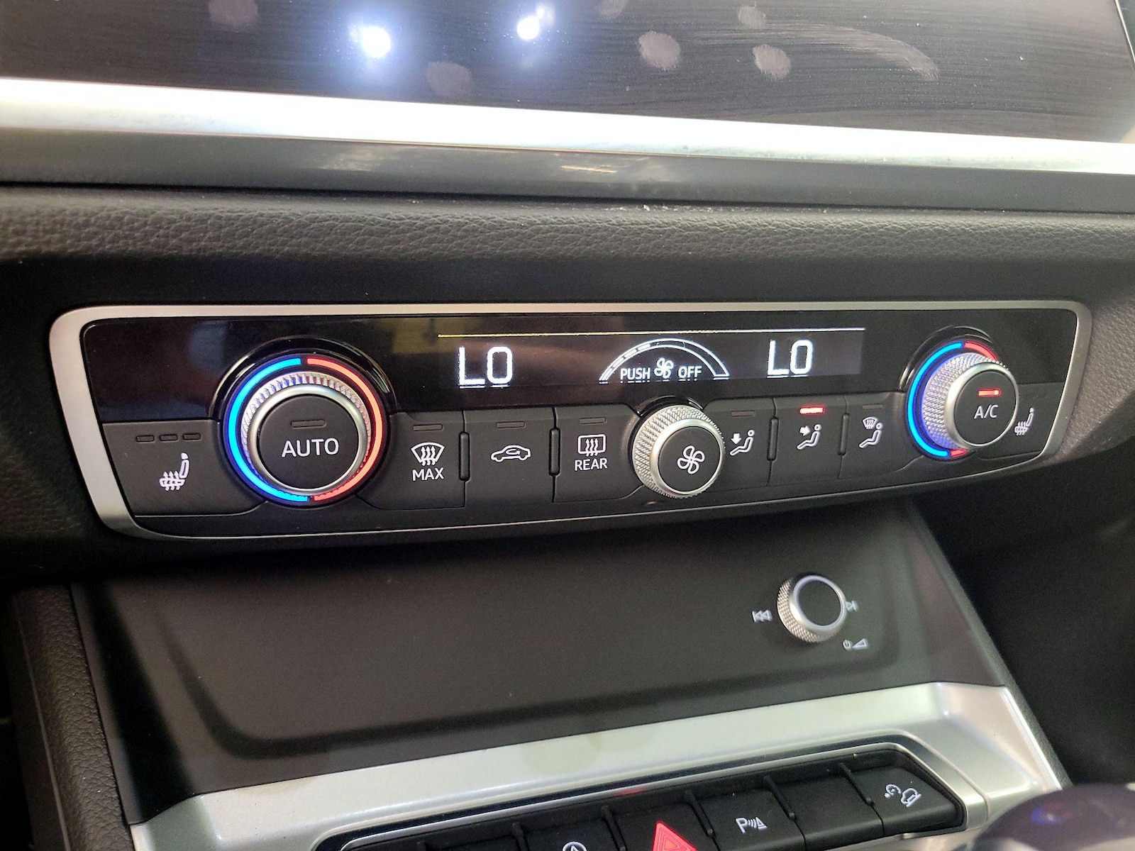 2022 Audi Q3 Premium - Photo 17