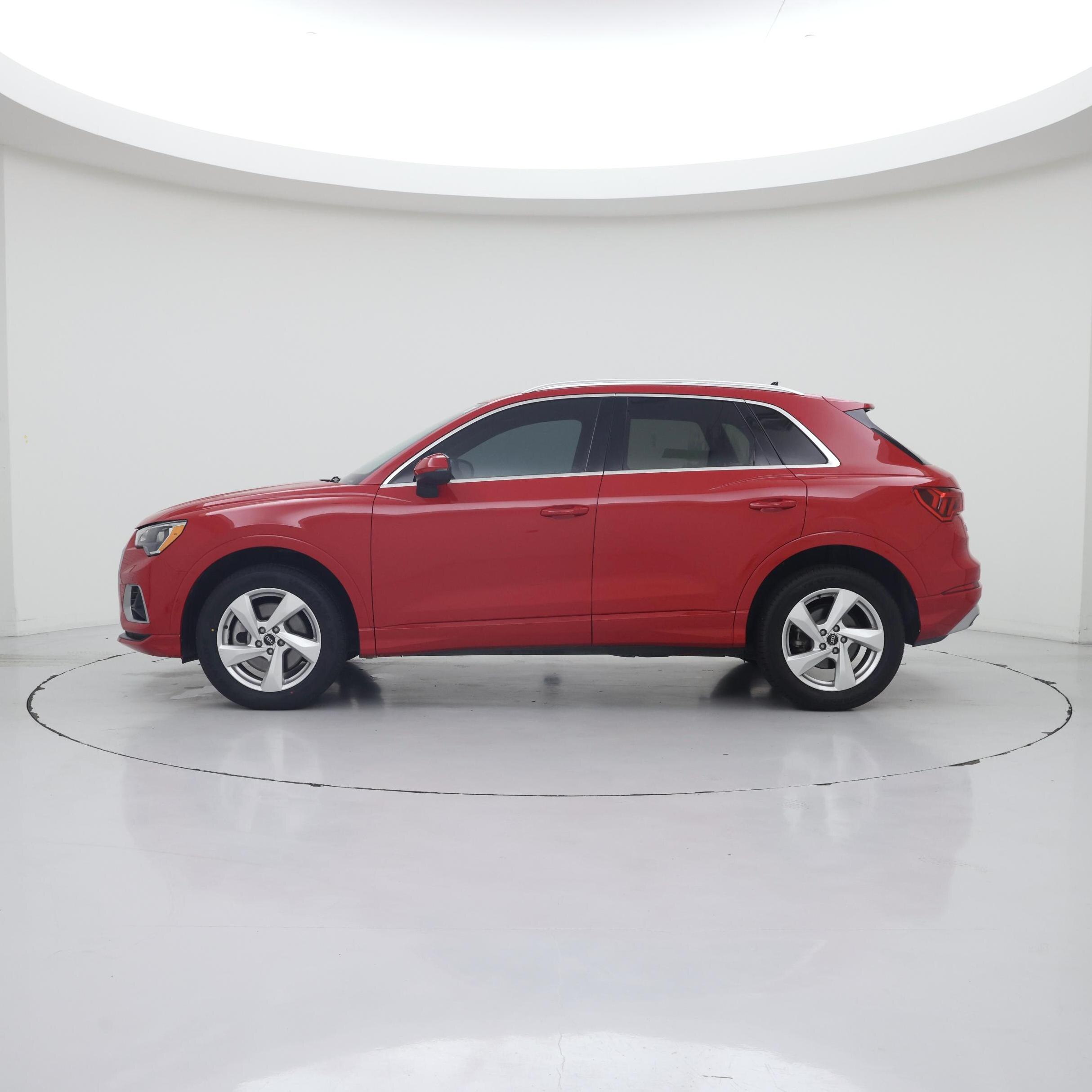Thumbnail: 2022 Audi Q3 - 3