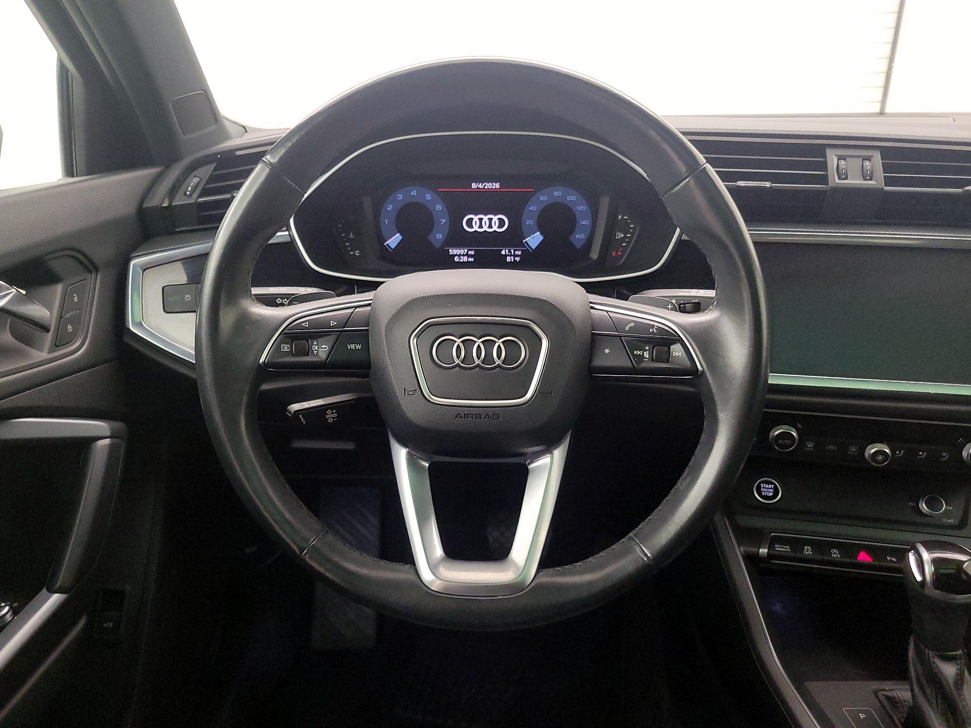 Thumbnail: 2021 Audi Q3 - 10