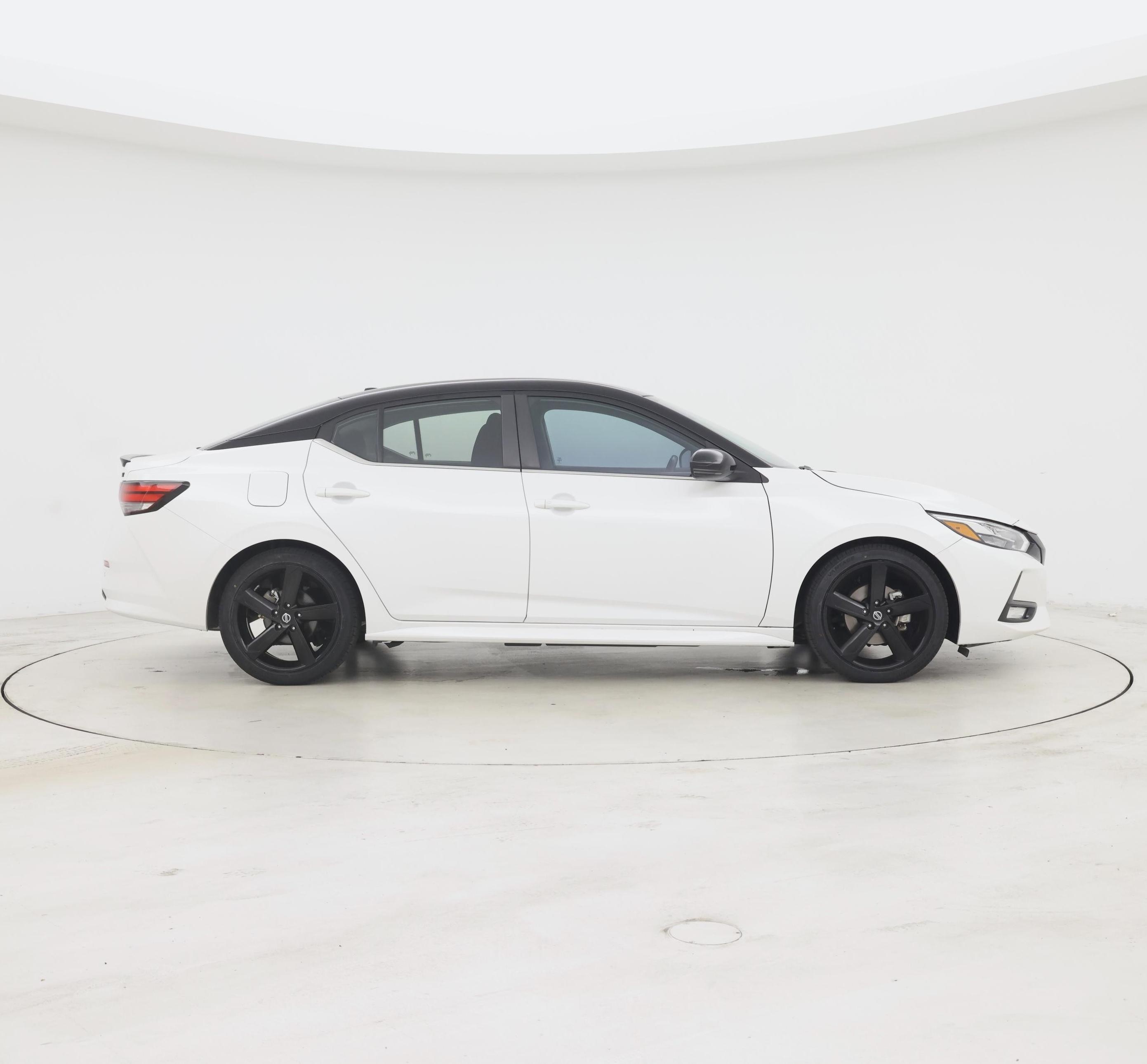 Thumbnail: 2023 Nissan Sentra - 7