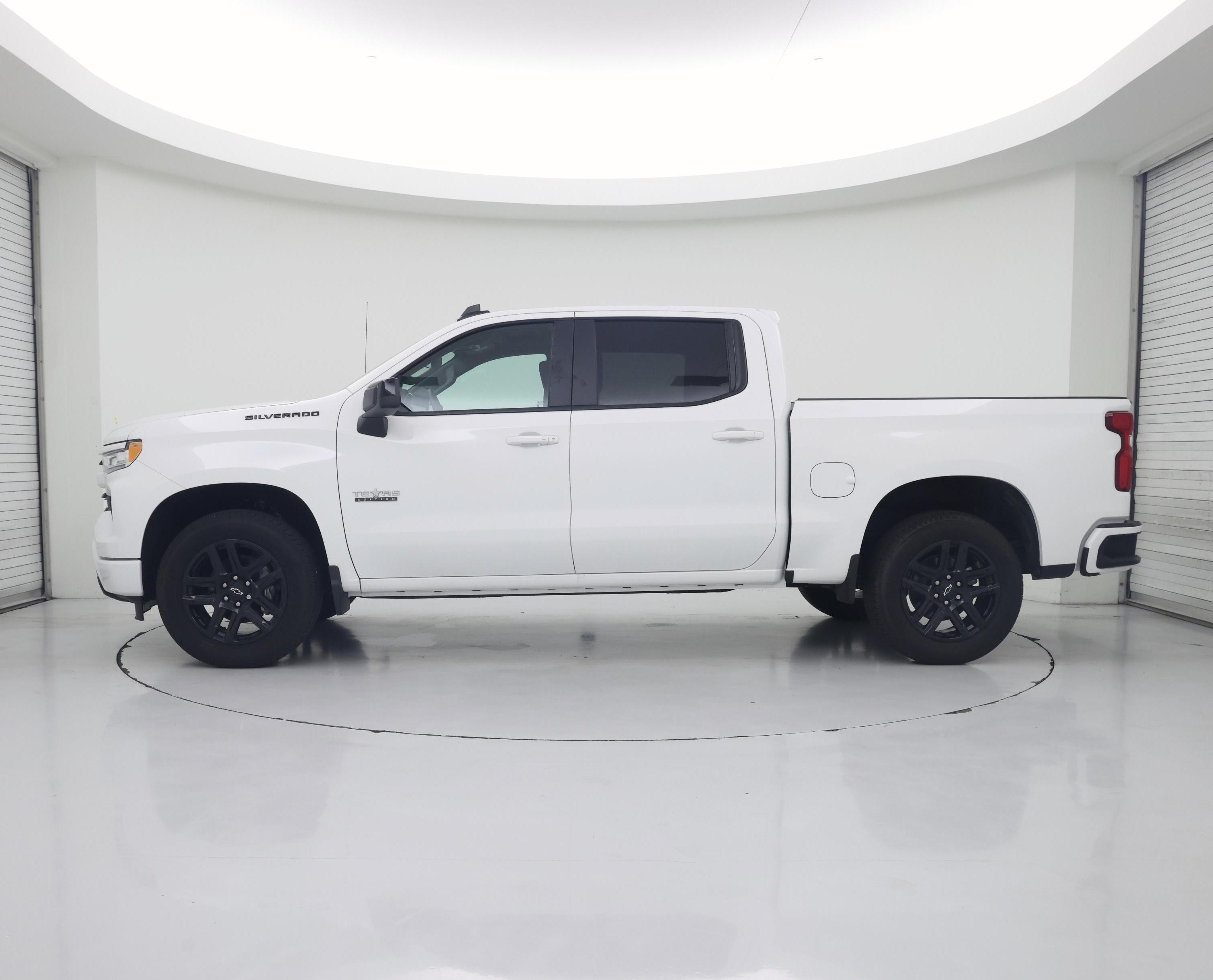 Thumbnail: 2026 Chevrolet Silverado 1500 - 3