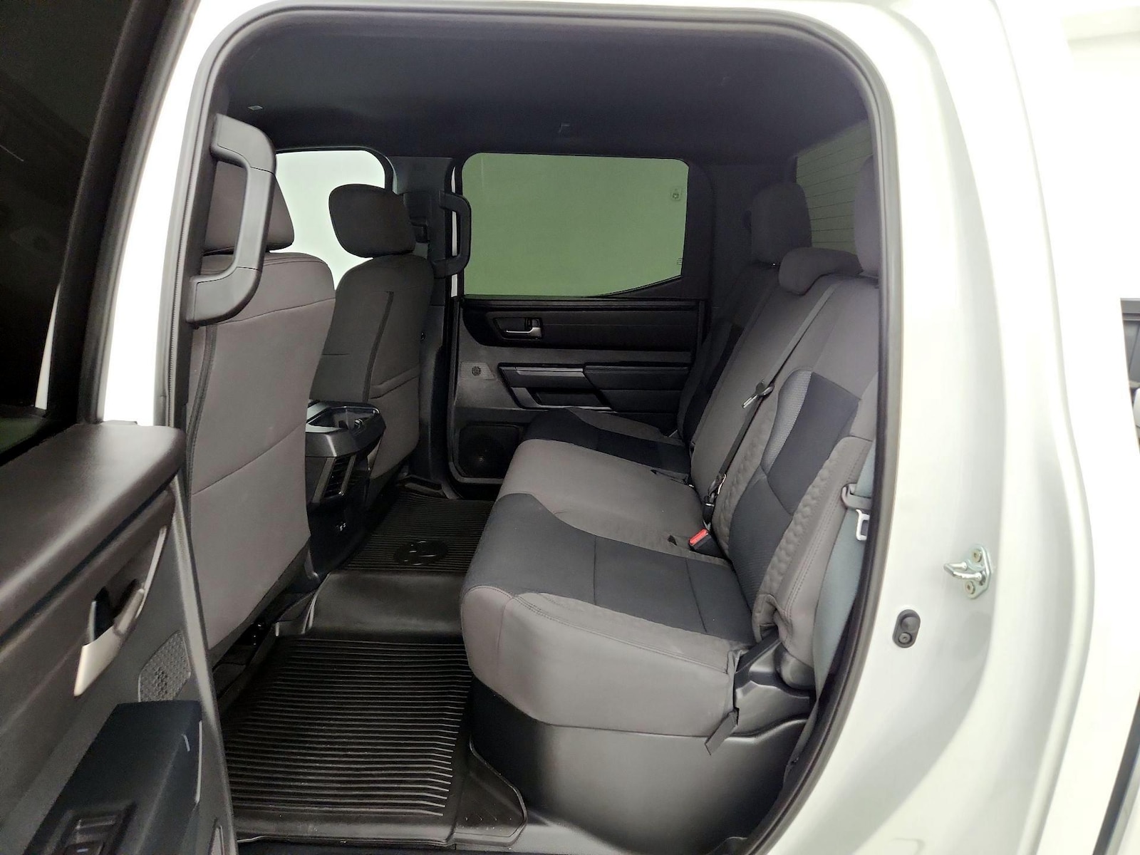 2025 Toyota Tundra SR5 - Photo 20