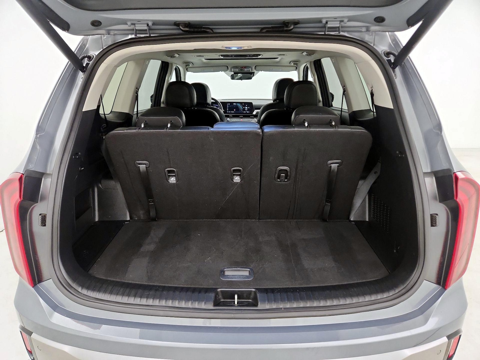 2025 Kia Telluride S - Photo 24