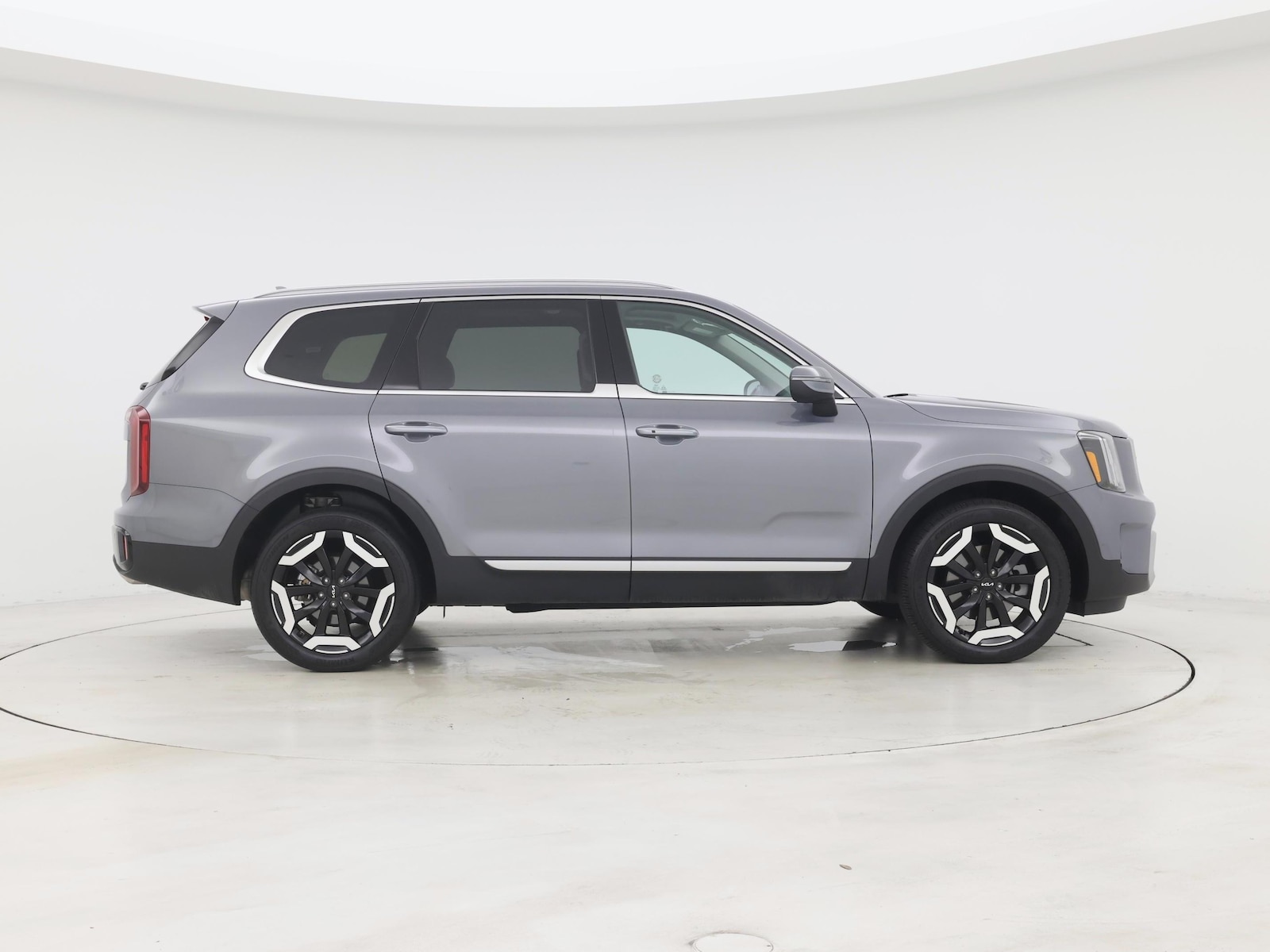 2025 Kia Telluride S - Photo 8