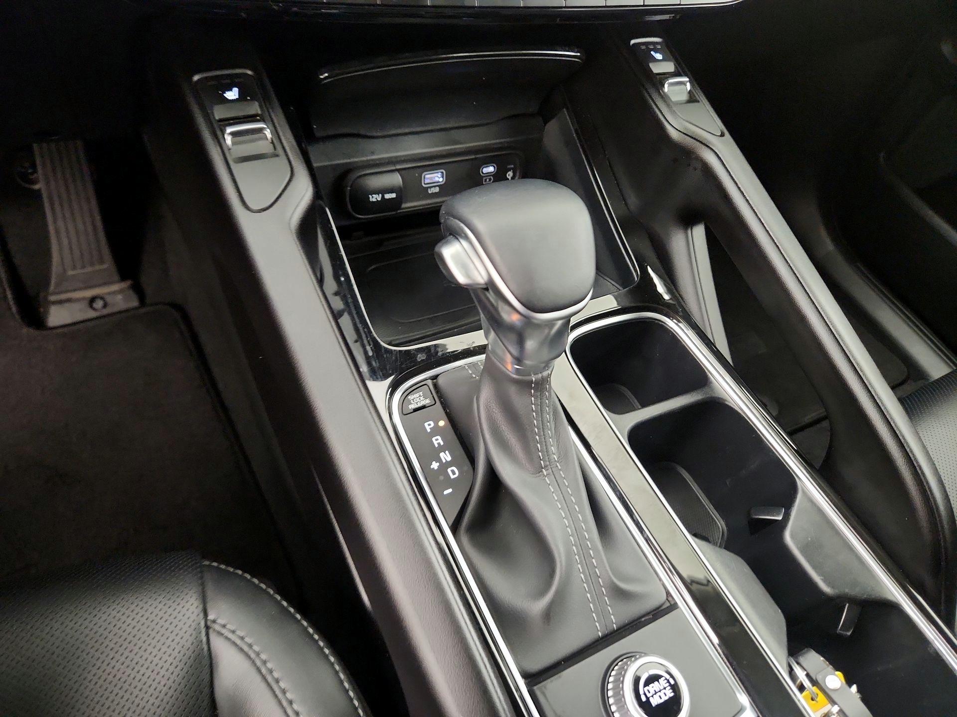 Thumbnail: 2025 Kia Telluride - 17