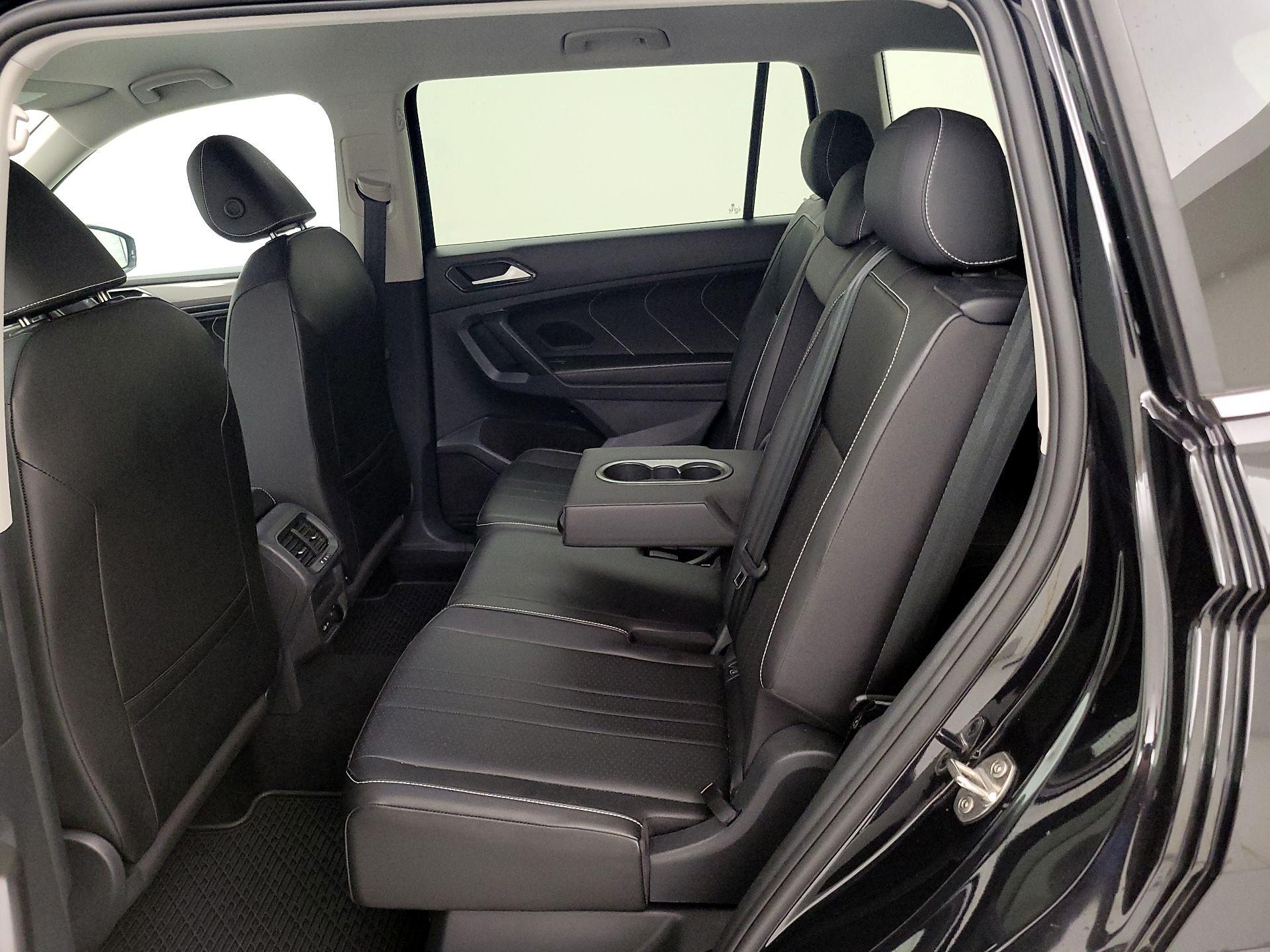 Thumbnail: 2023 Volkswagen Tiguan - 19