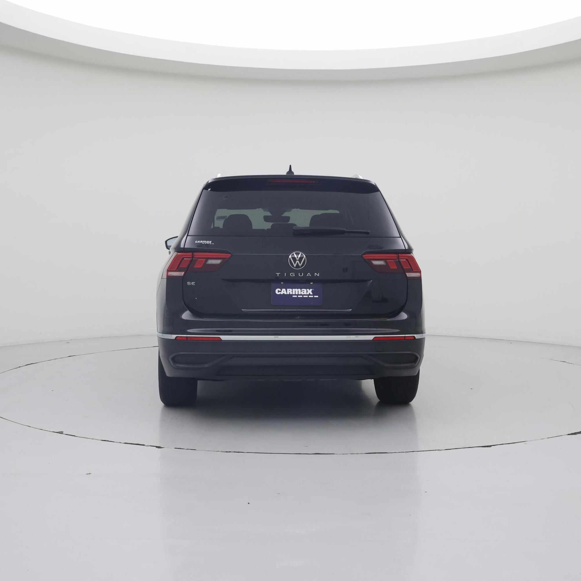 Thumbnail: 2023 Volkswagen Tiguan - 6