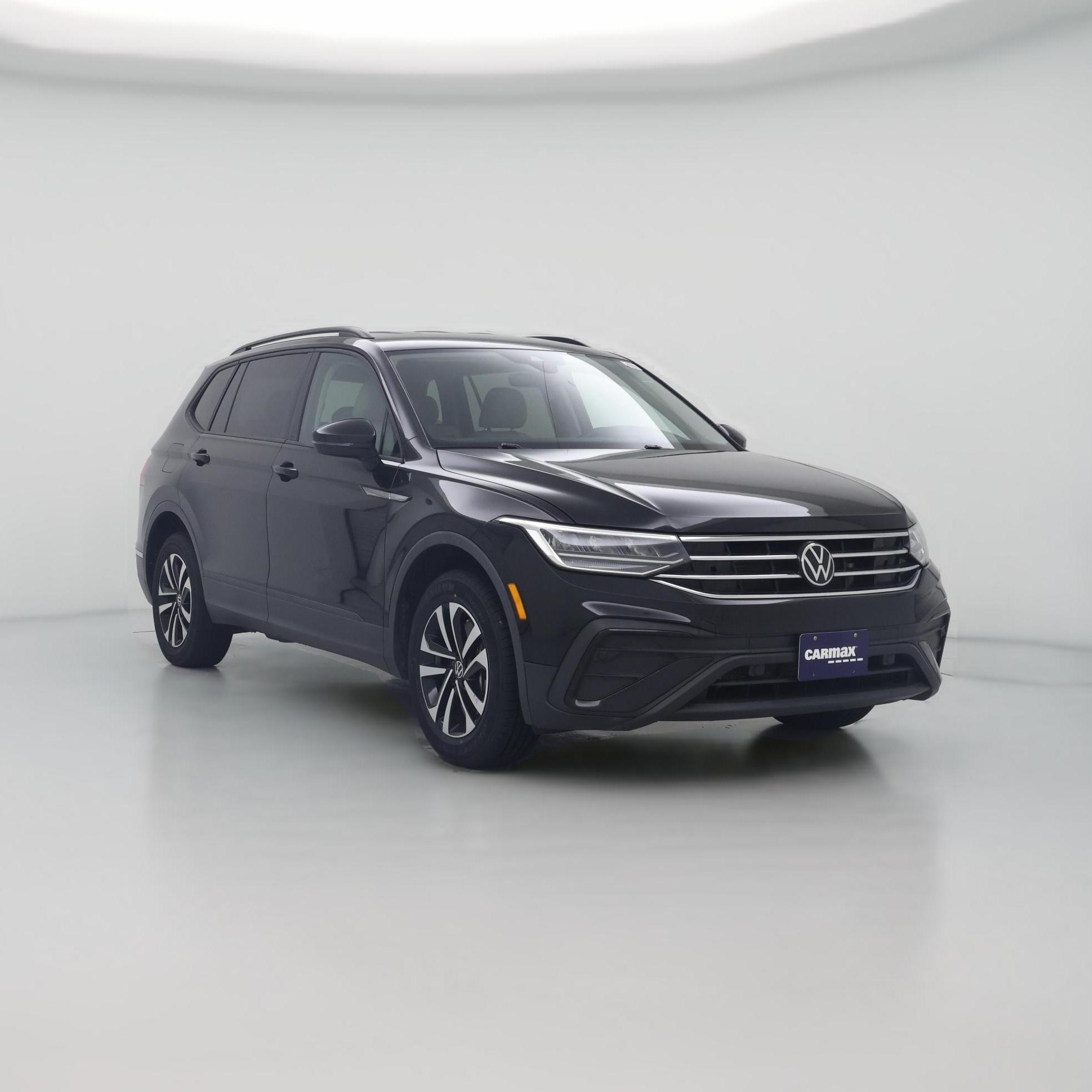 Thumbnail: 2023 Volkswagen Tiguan - 1