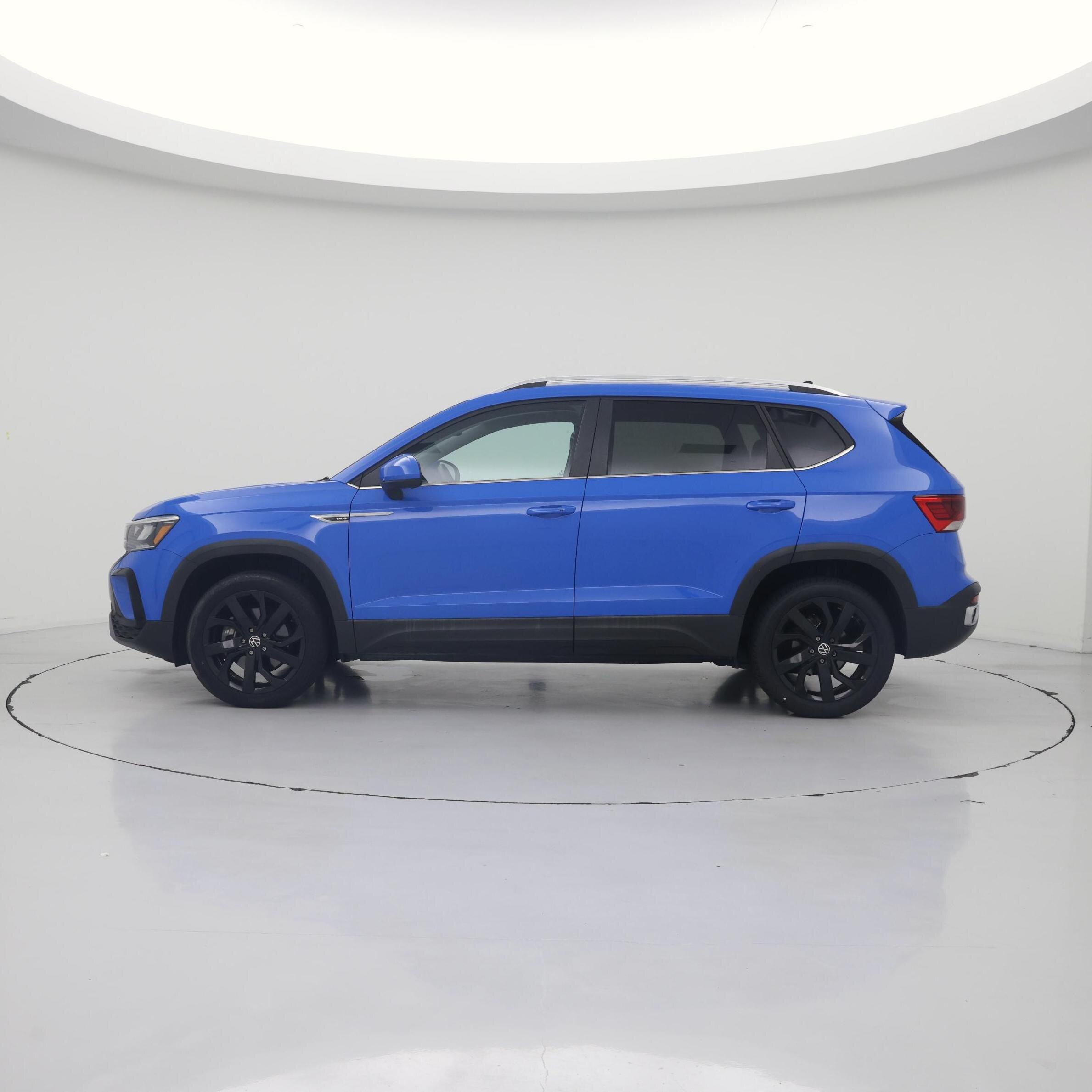 Thumbnail: 2023 Volkswagen Taos - 3