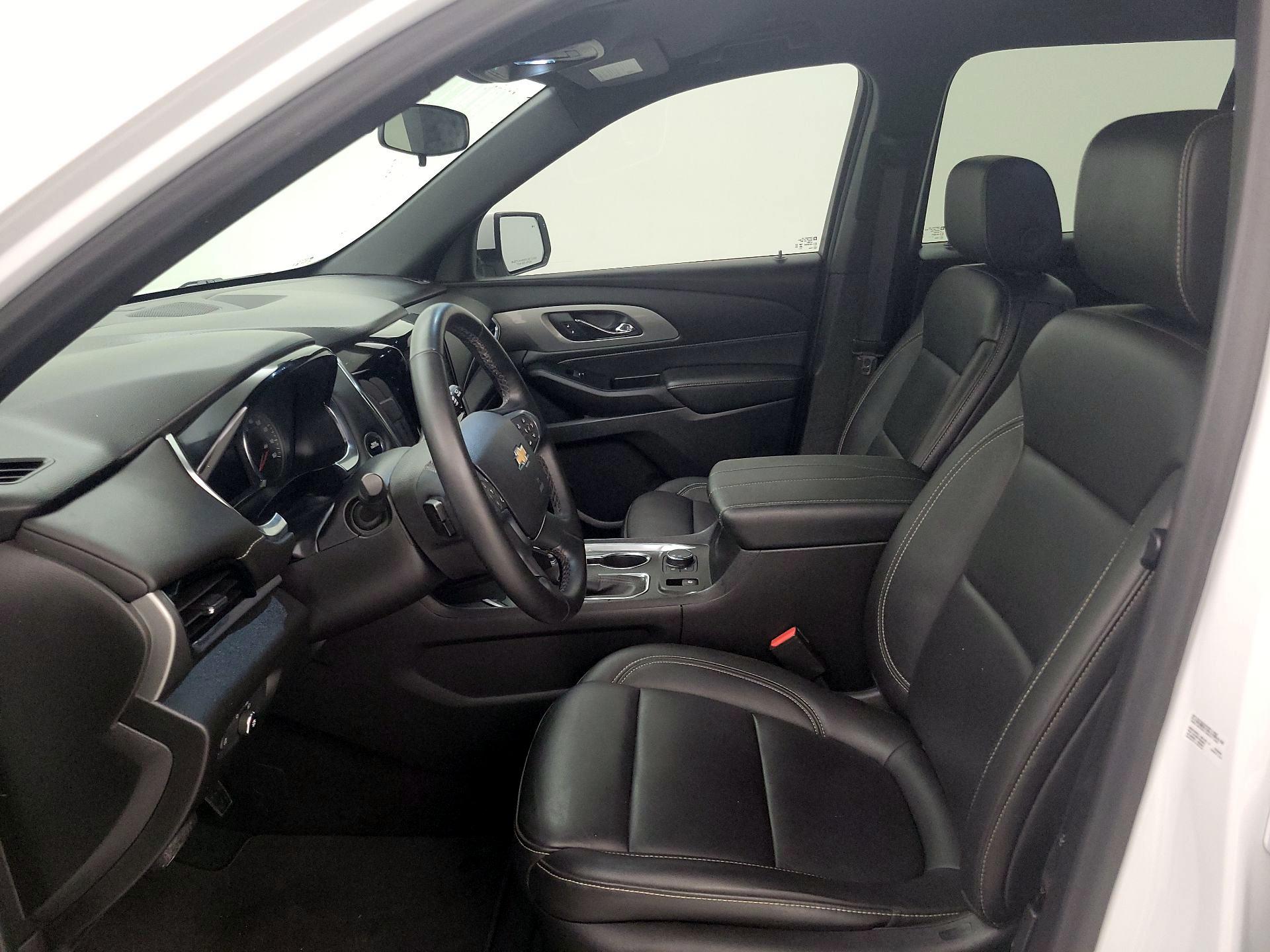 Thumbnail: 2023 Chevrolet Traverse - 11