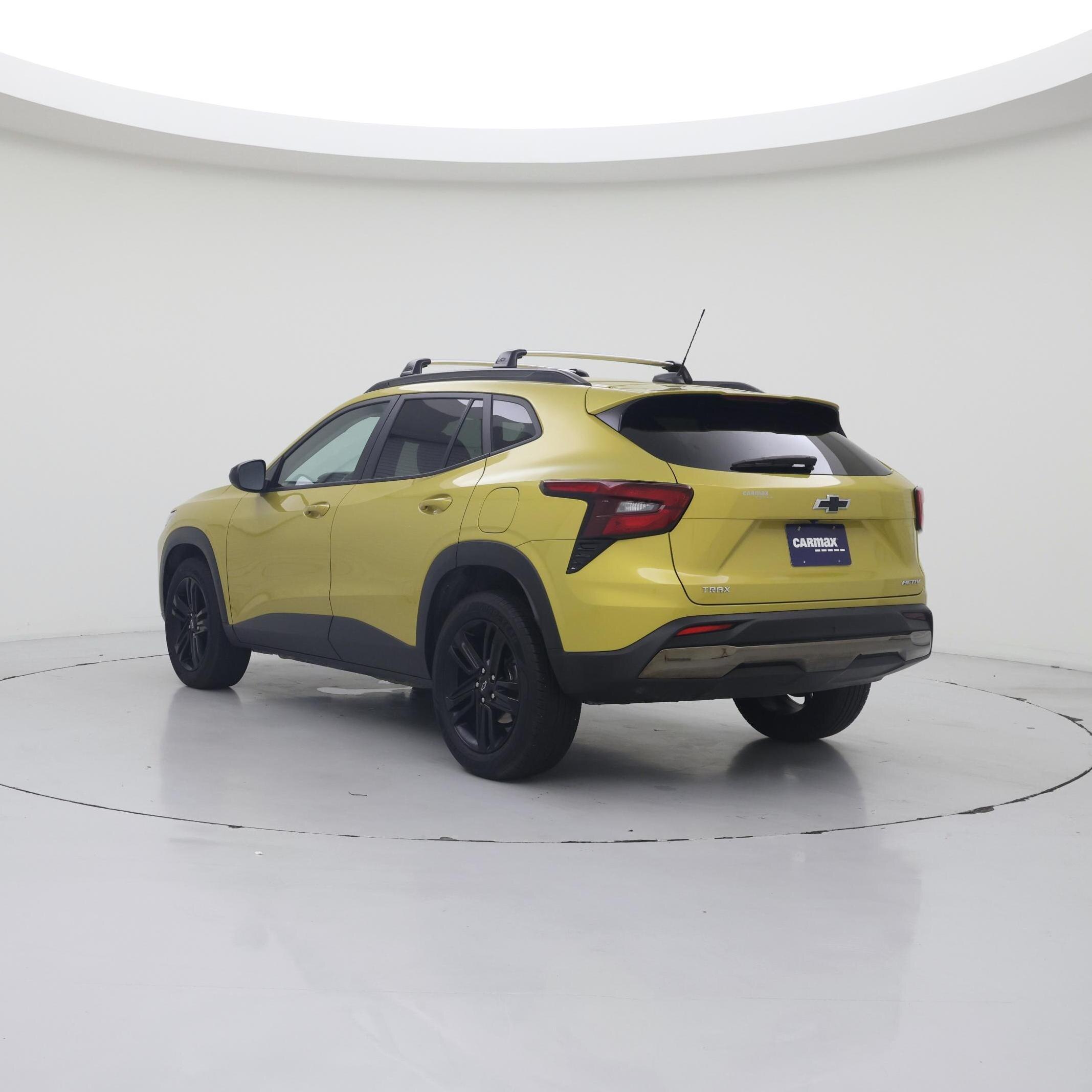 Thumbnail: 2025 Chevrolet Trax - 2