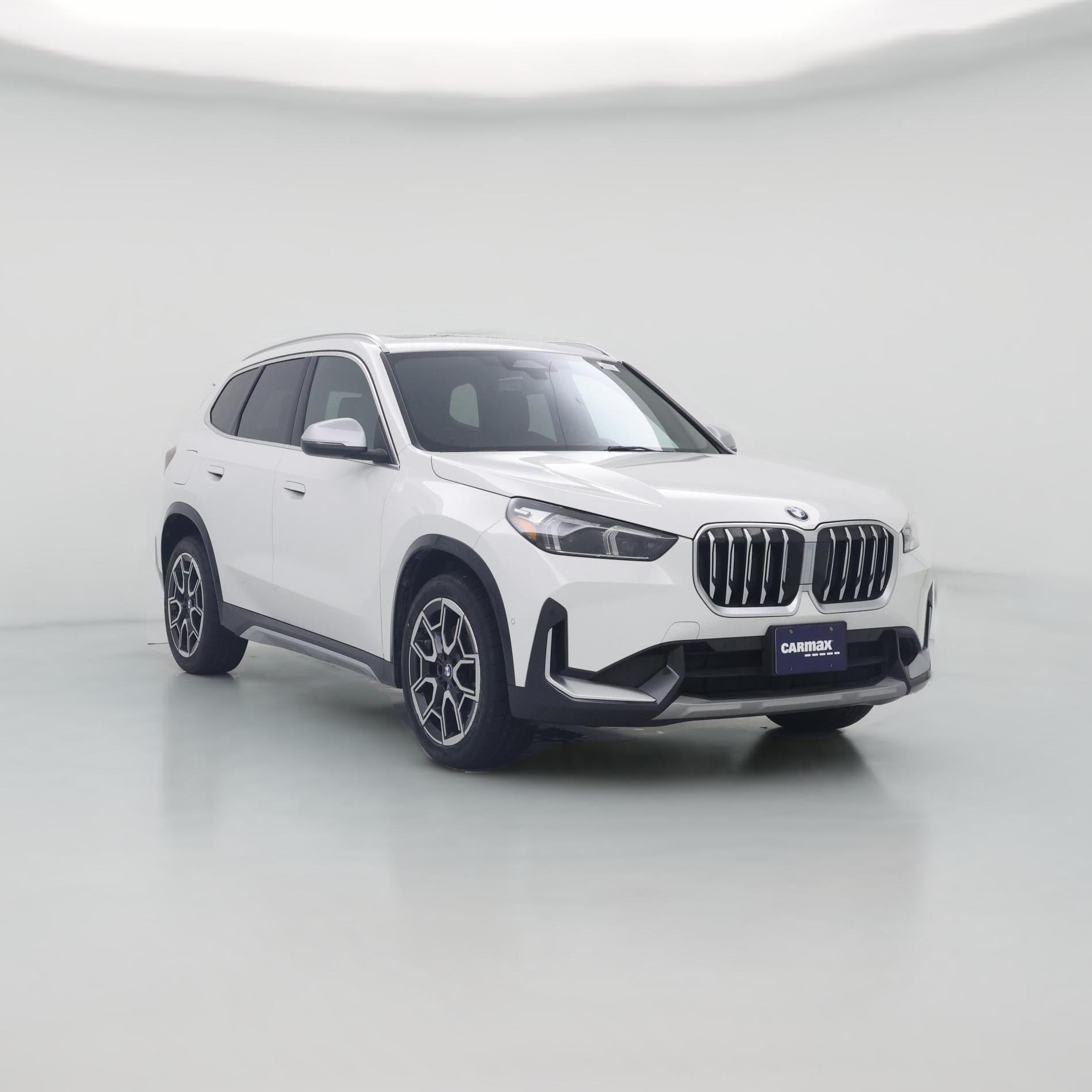 Thumbnail: 2023 BMW X1 - 1