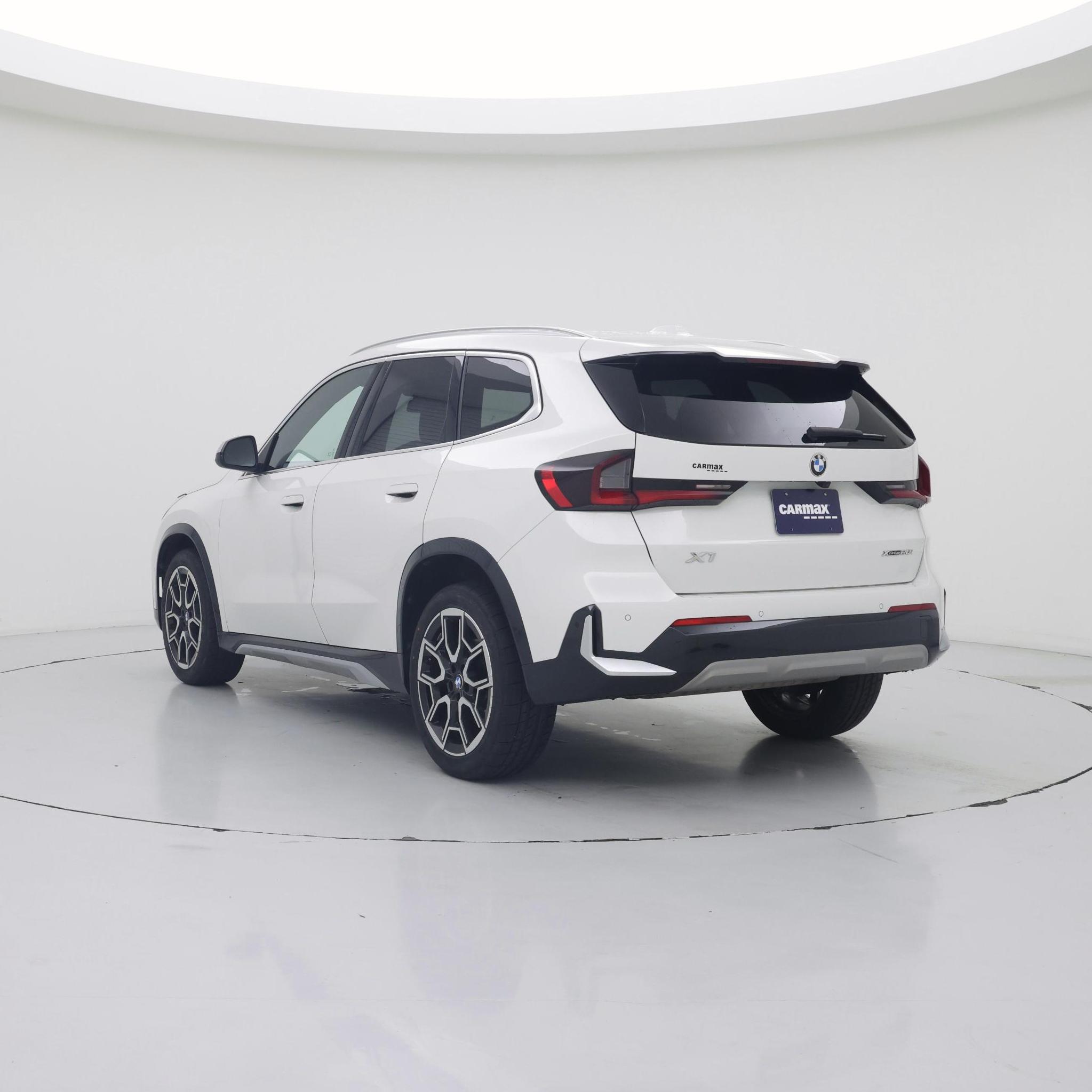 Thumbnail: 2023 BMW X1 - 2