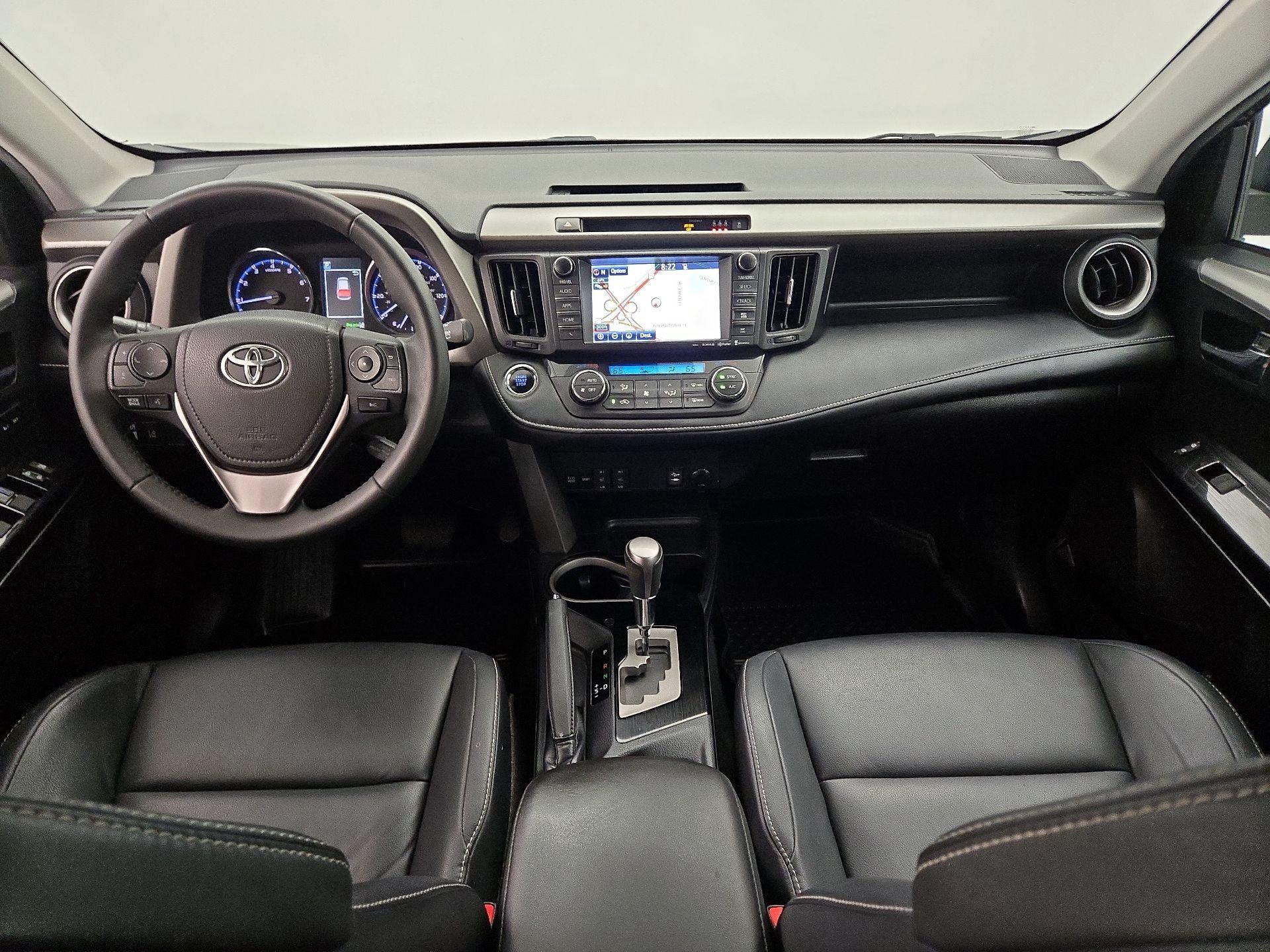 Thumbnail: 2017 Toyota RAV4 - 9