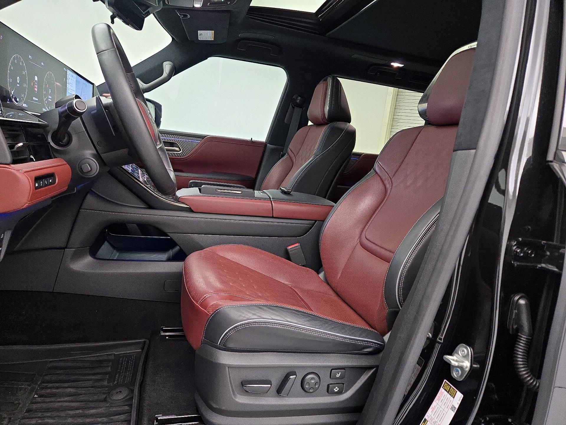 Thumbnail: 2025 INFINITI QX80 - 11