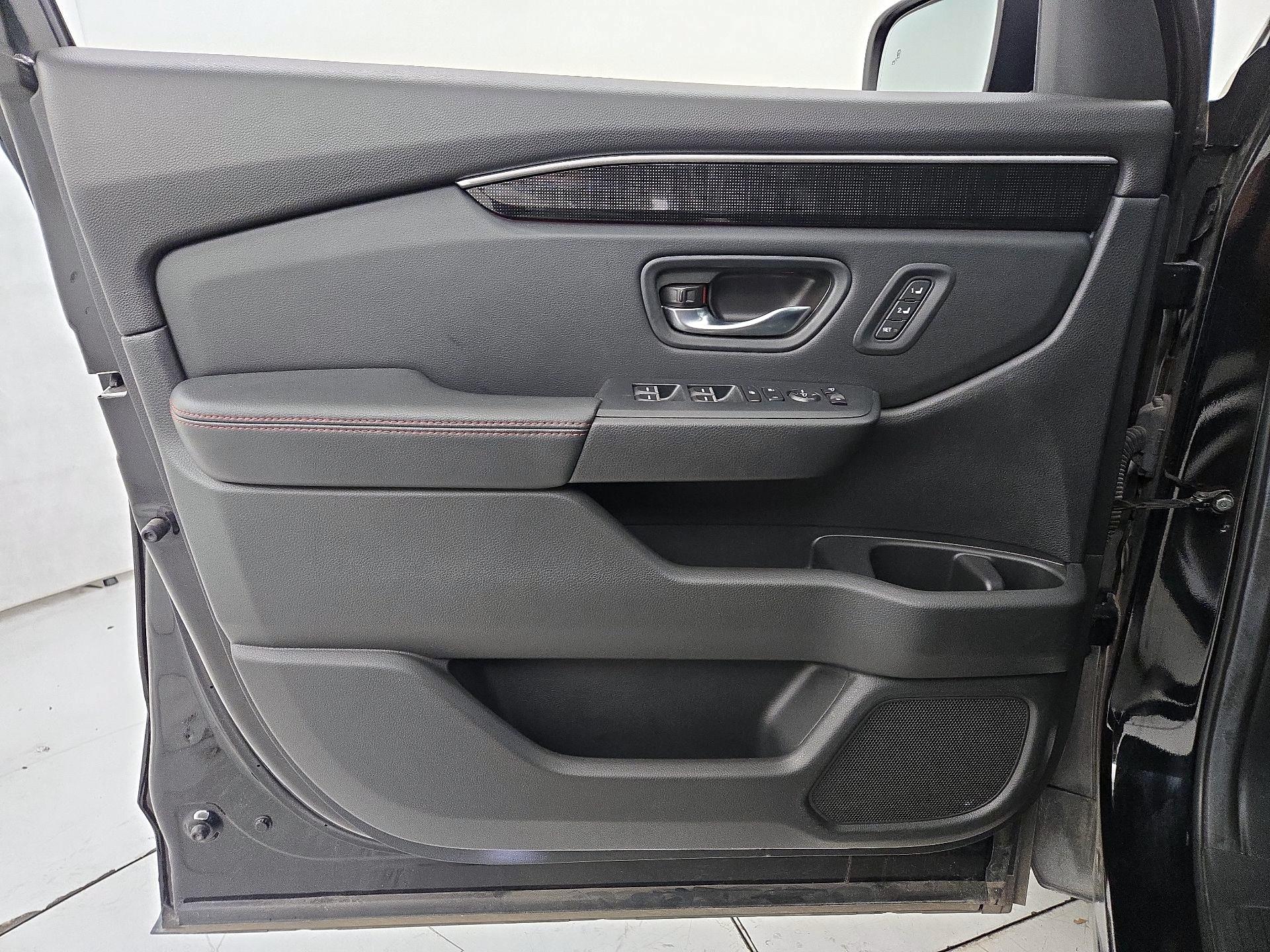 Thumbnail: 2025 Honda Pilot - 12
