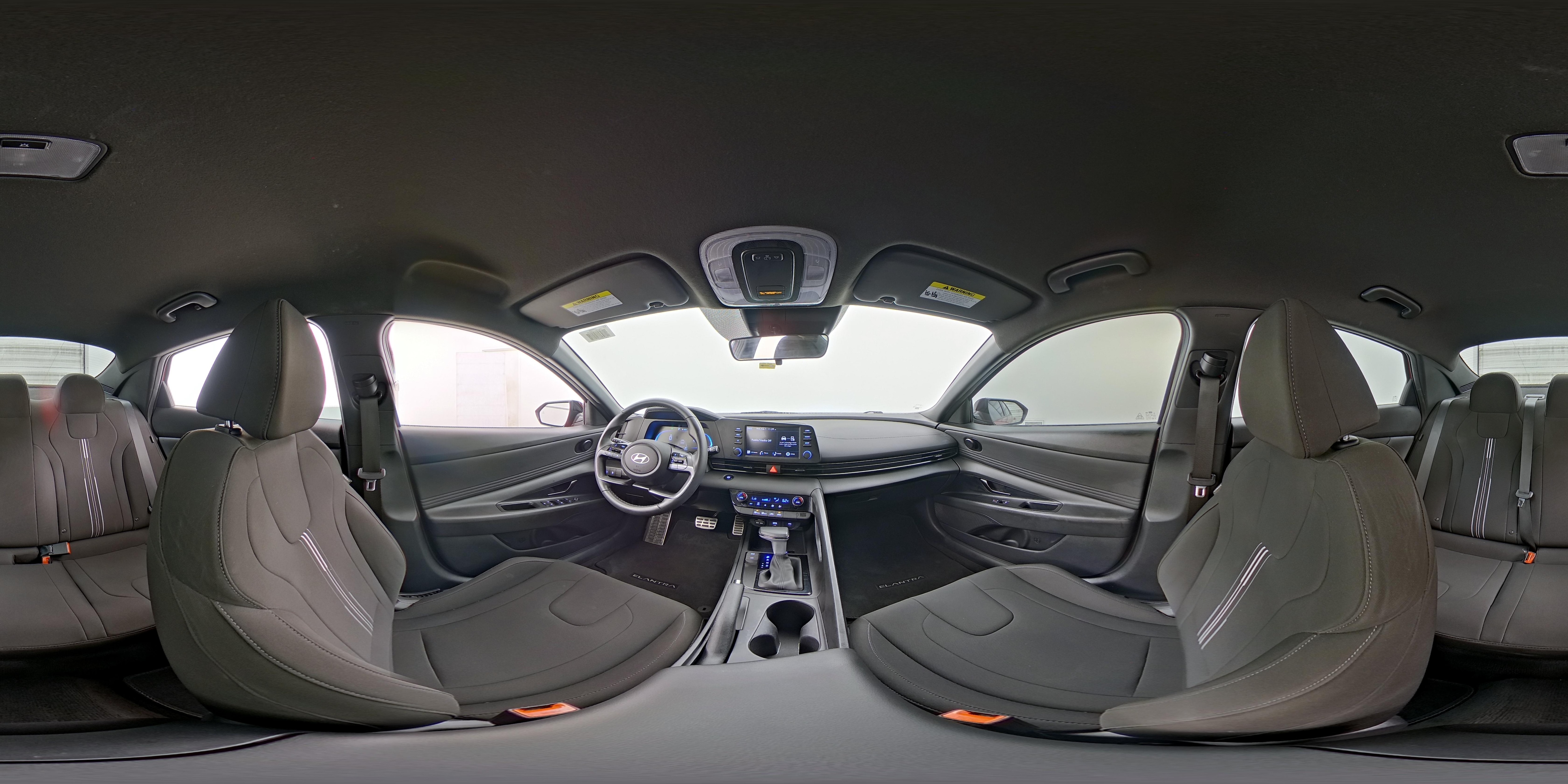 2025 Hyundai Elantra SEL - Photo 24