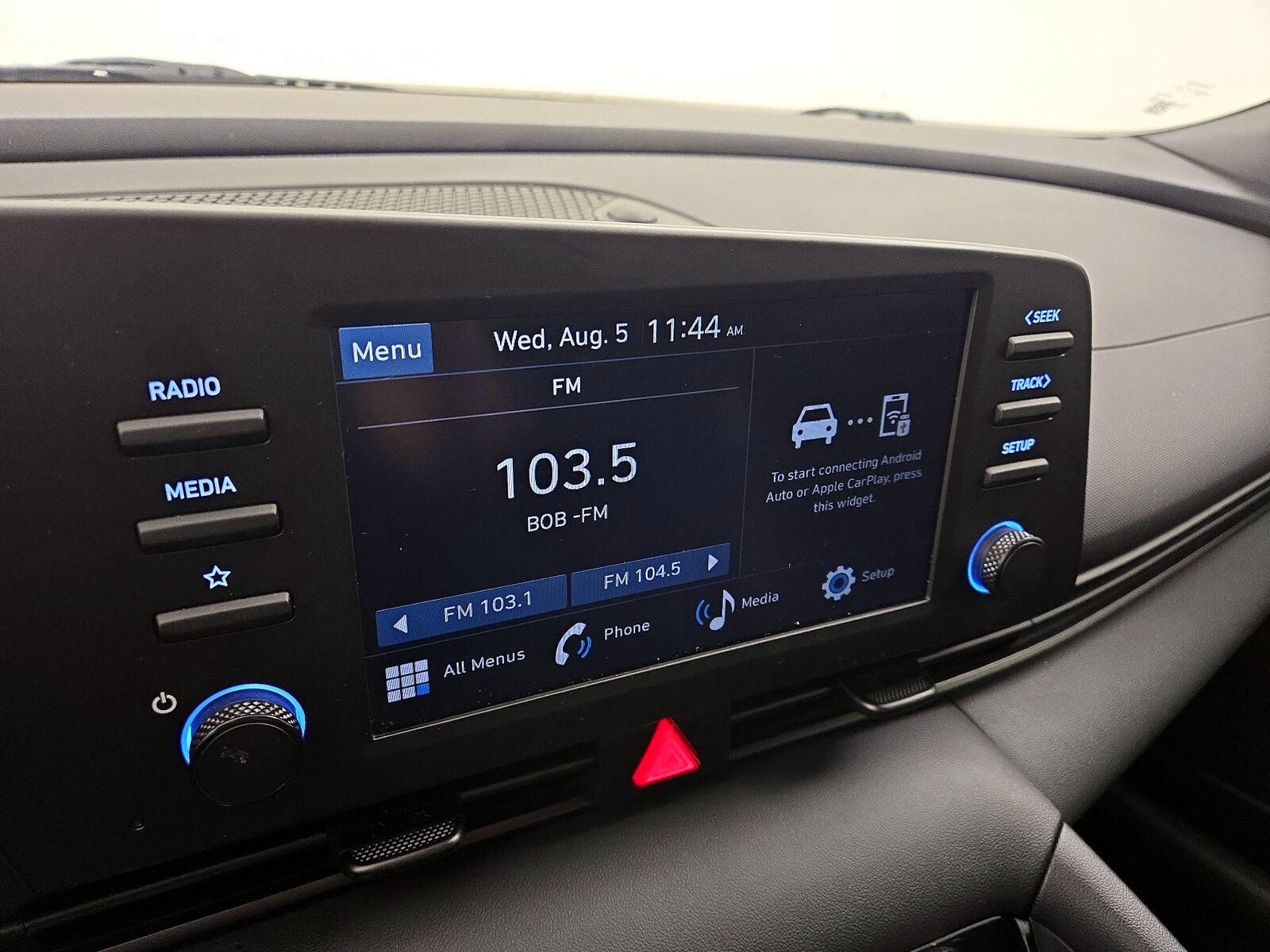 2025 Hyundai Elantra SEL - Photo 16