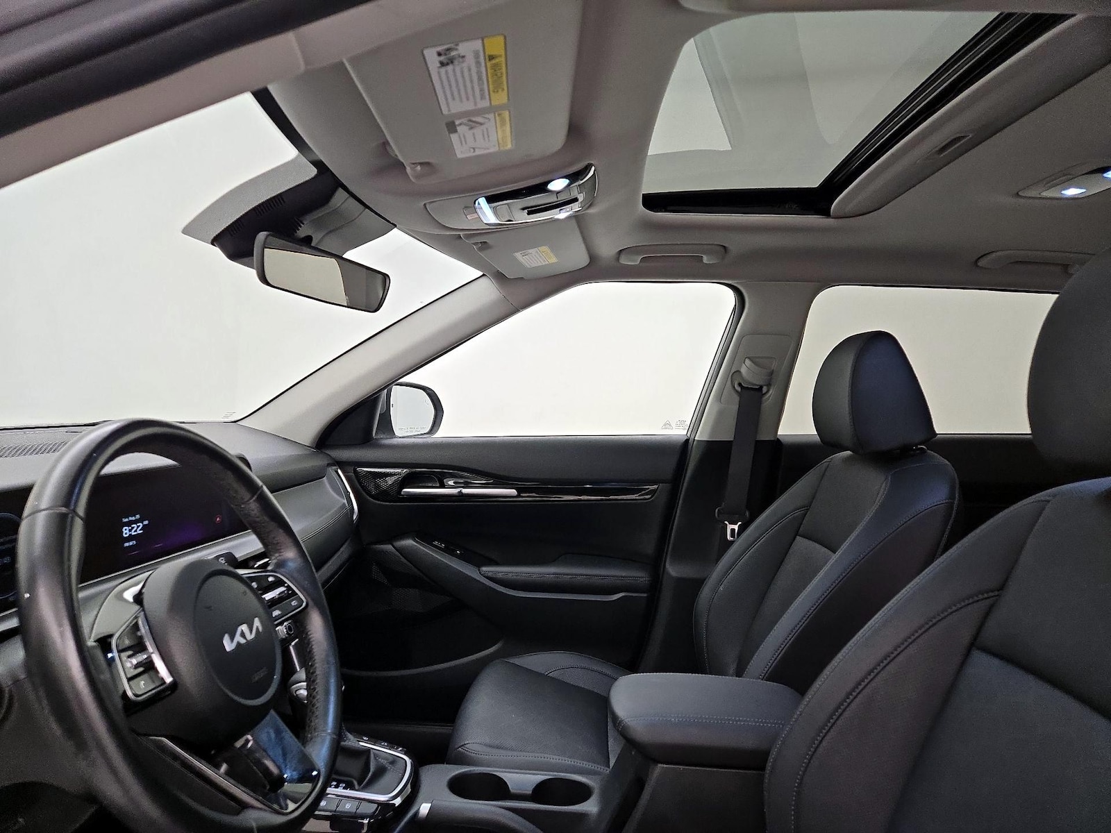 2025 Kia Seltos EX - Photo 21