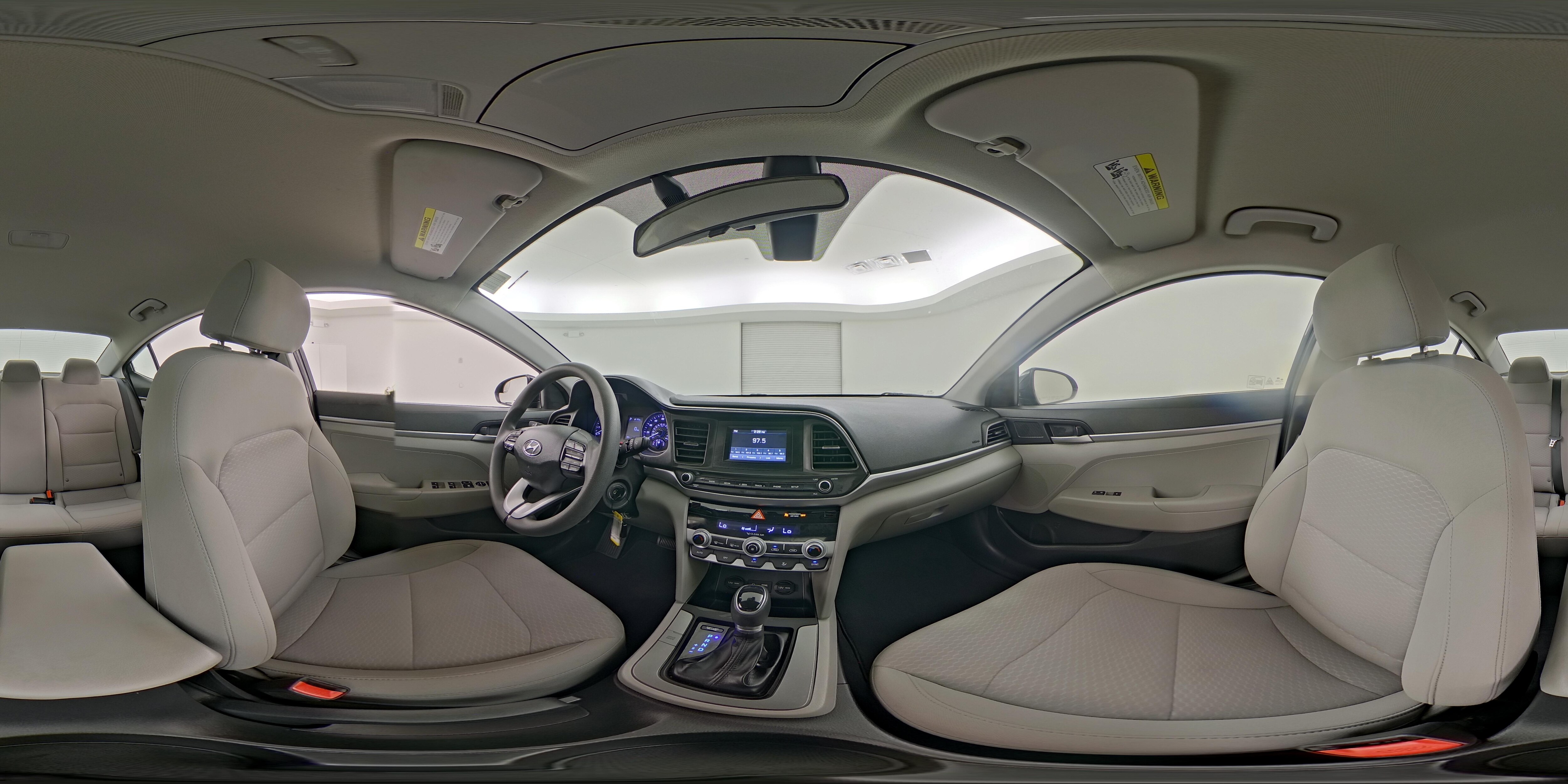 2020 Hyundai Elantra SE - Photo 24