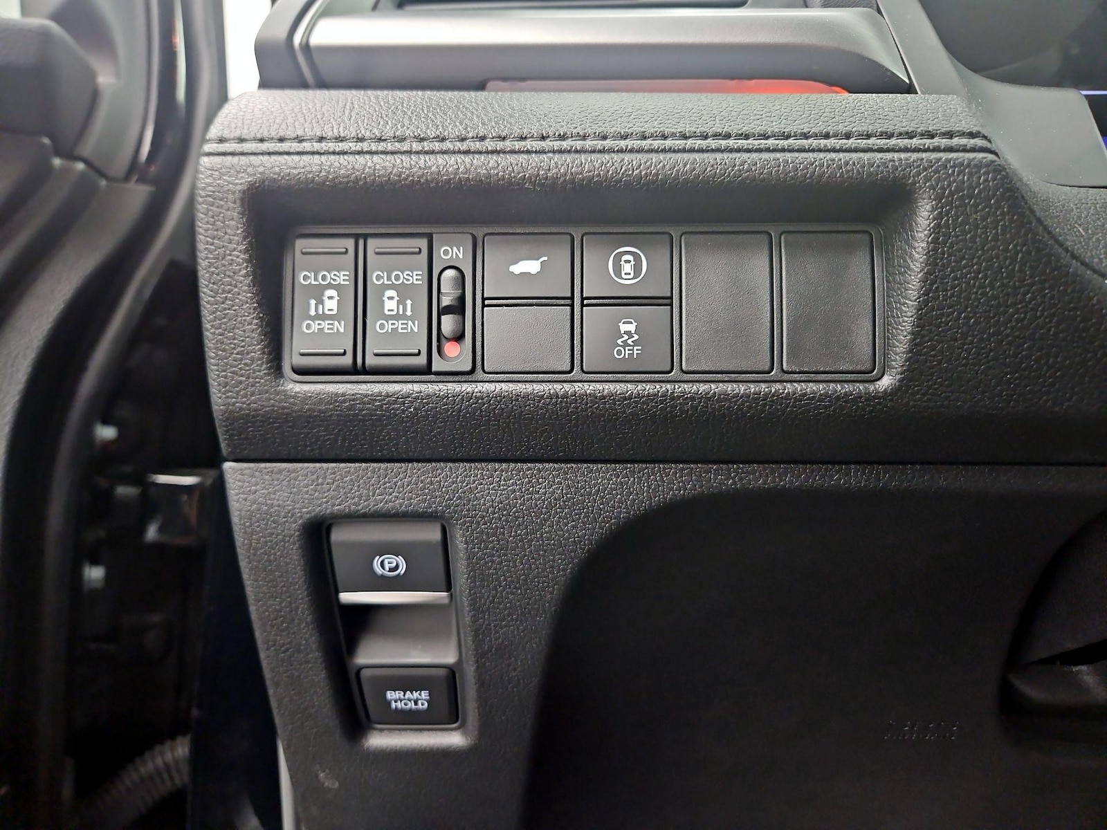 2024 Honda Odyssey SPORT - Photo 12