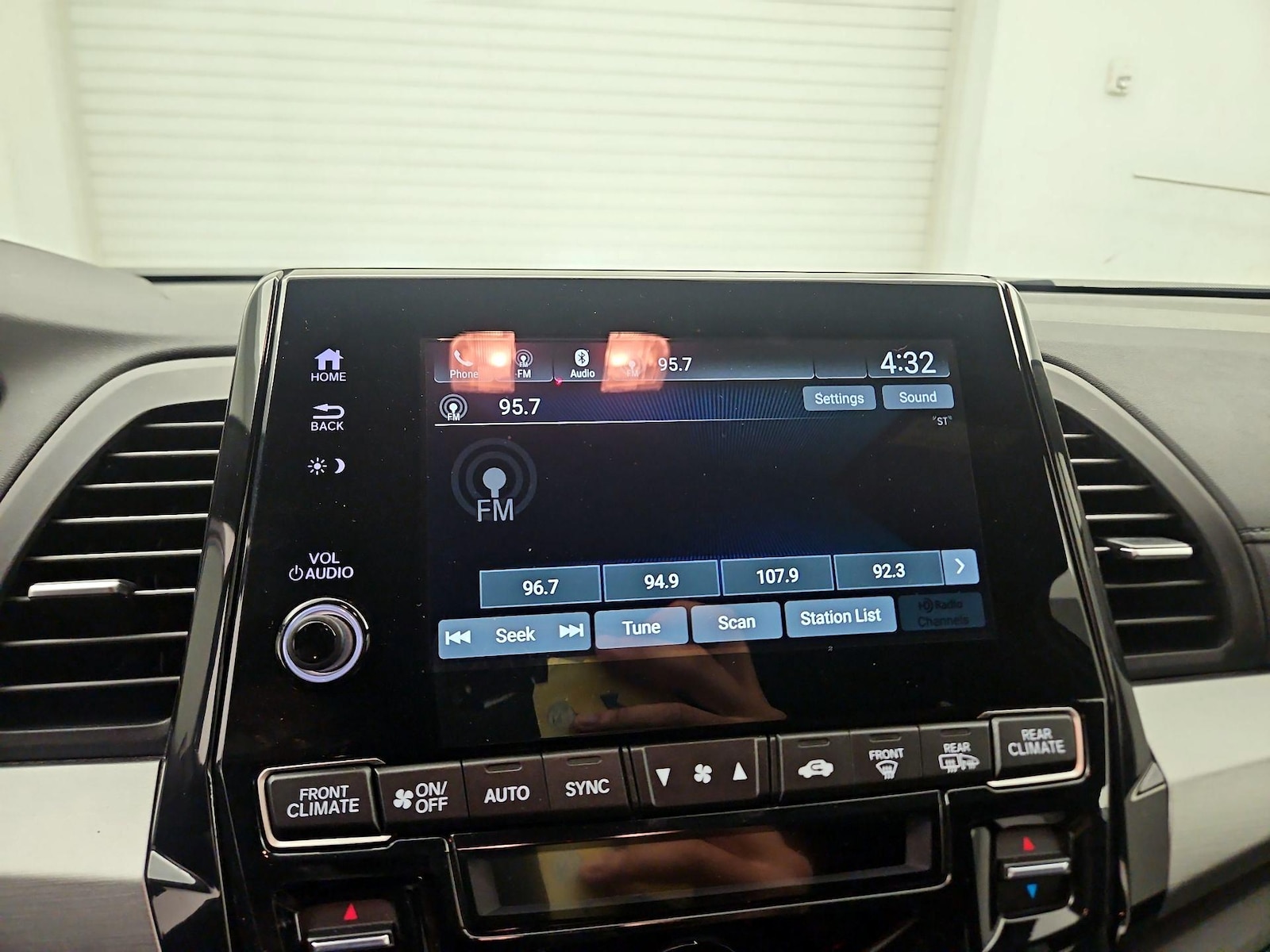 2024 Honda Odyssey SPORT - Photo 14