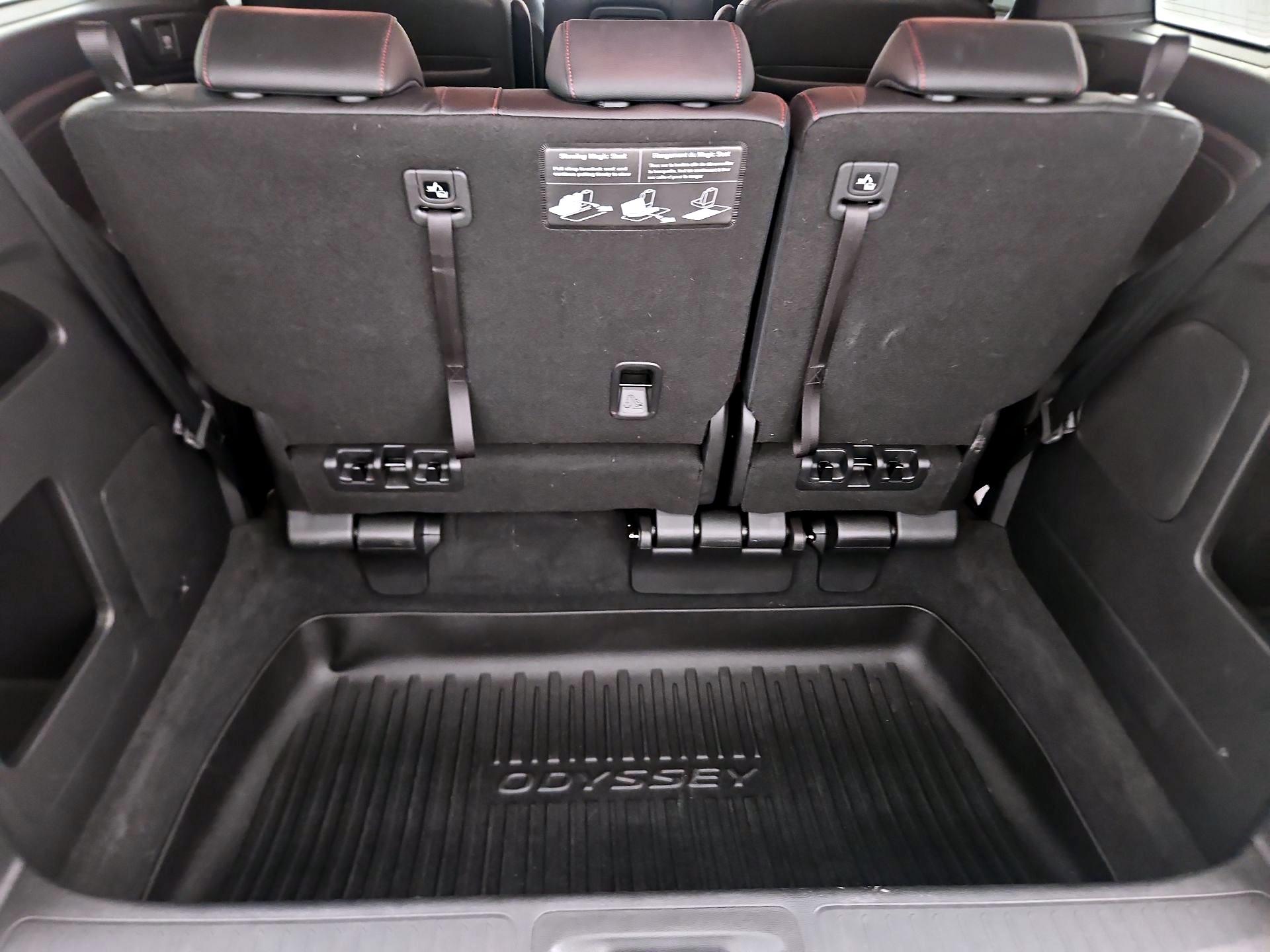 Thumbnail: 2024 Honda Odyssey - 18