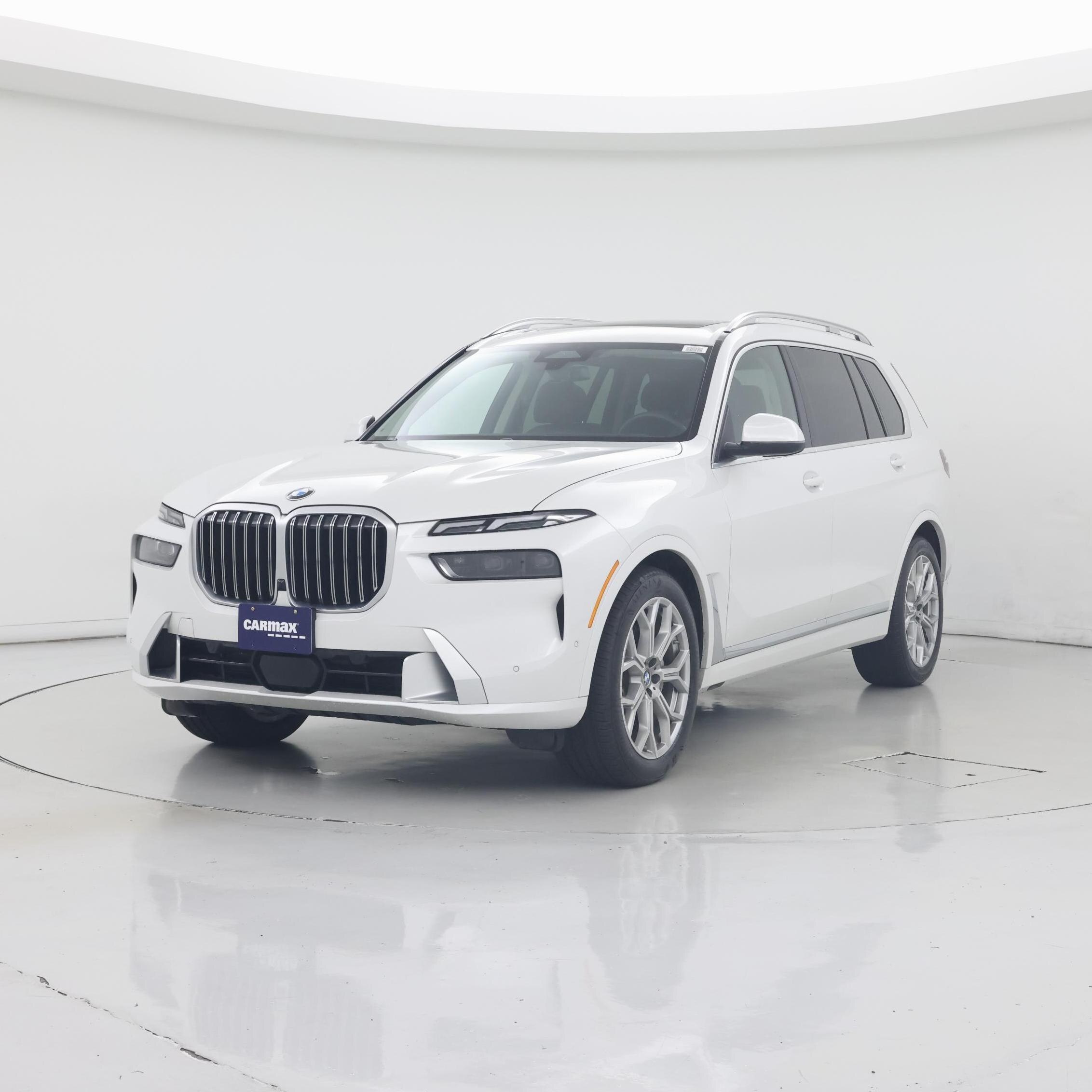 Thumbnail: 2023 BMW X7 - 4