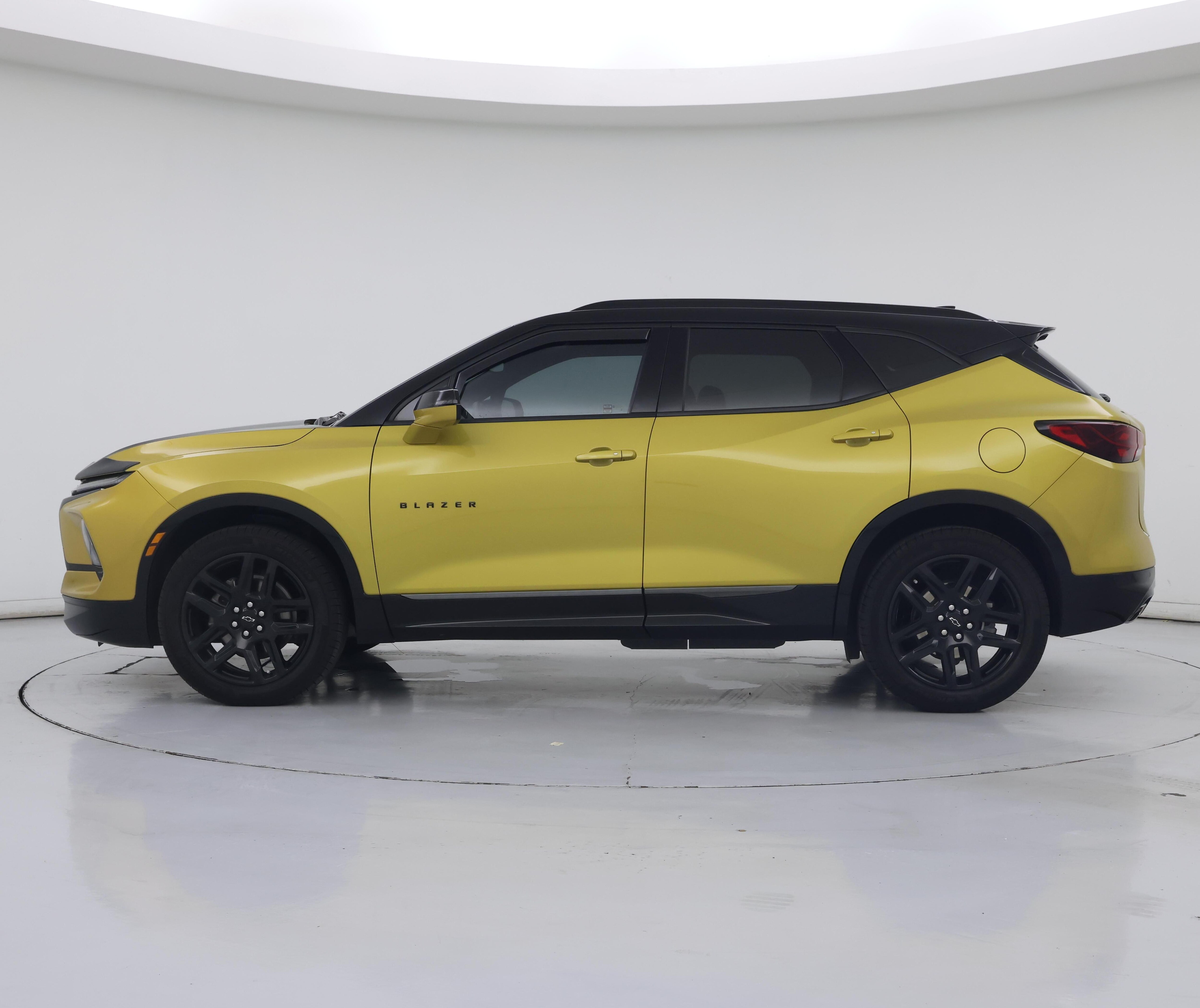 Thumbnail: 2024 Chevrolet Blazer - 3
