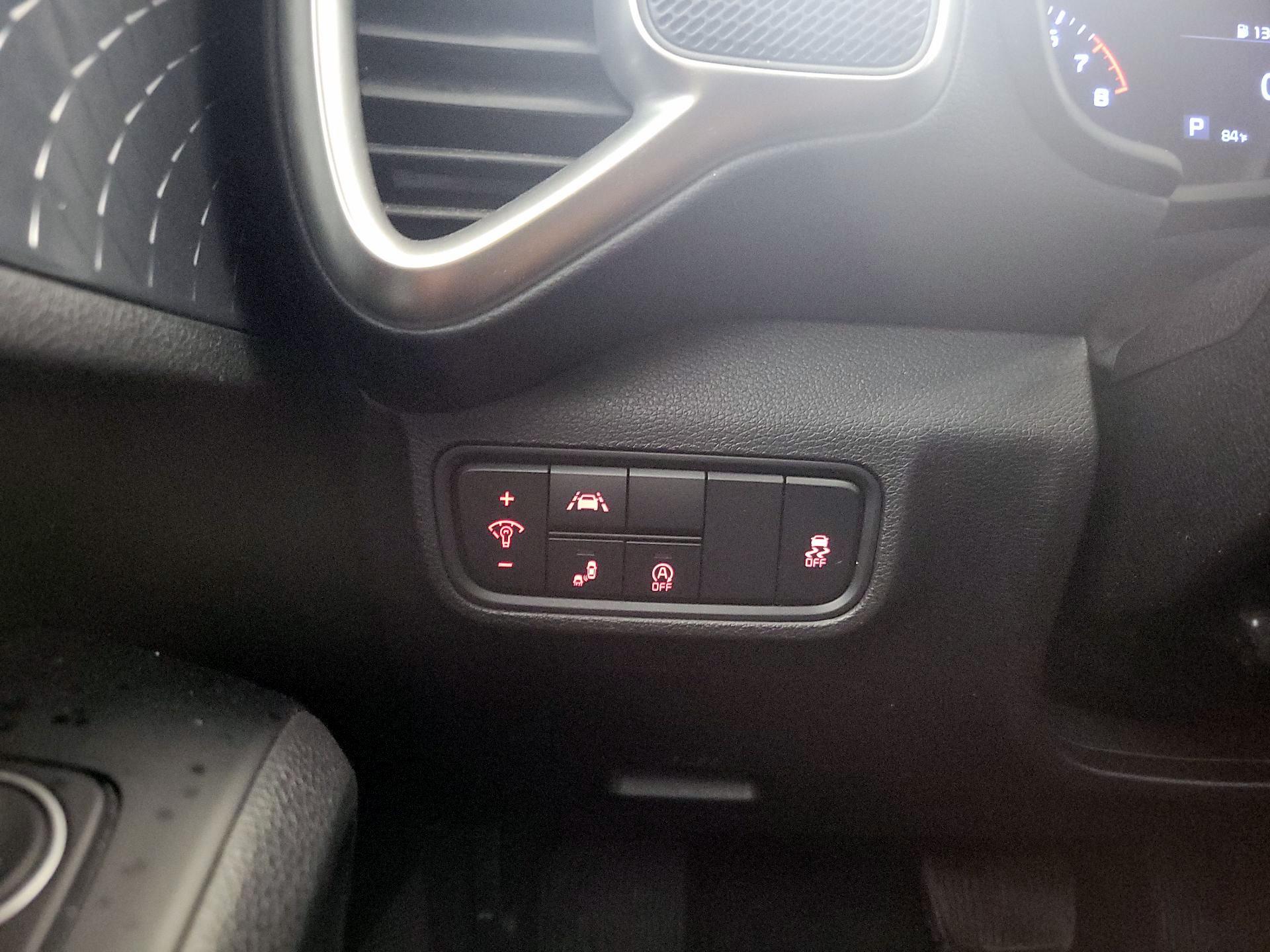 Thumbnail: 2020 Kia Soul - 13