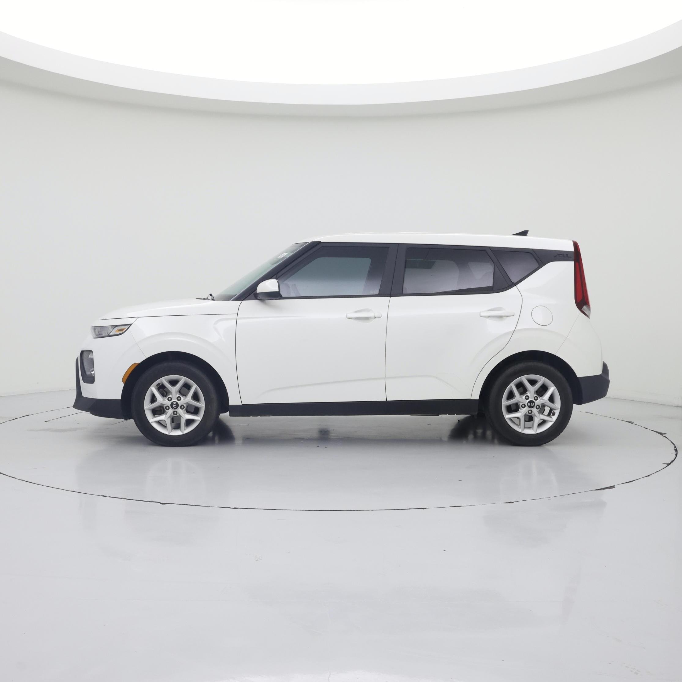 Thumbnail: 2020 Kia Soul - 3