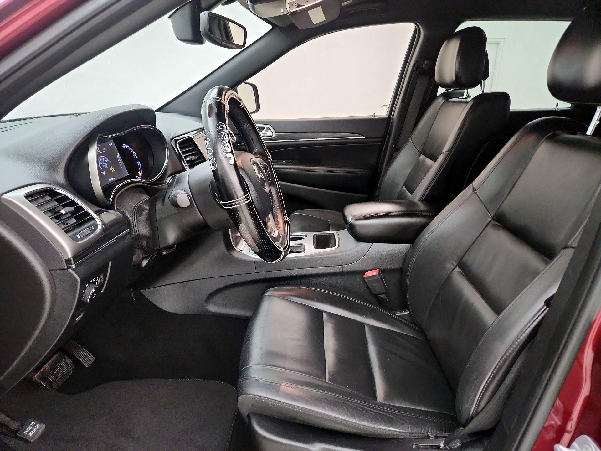 Thumbnail: 2019 Jeep Grand Cherokee - 11