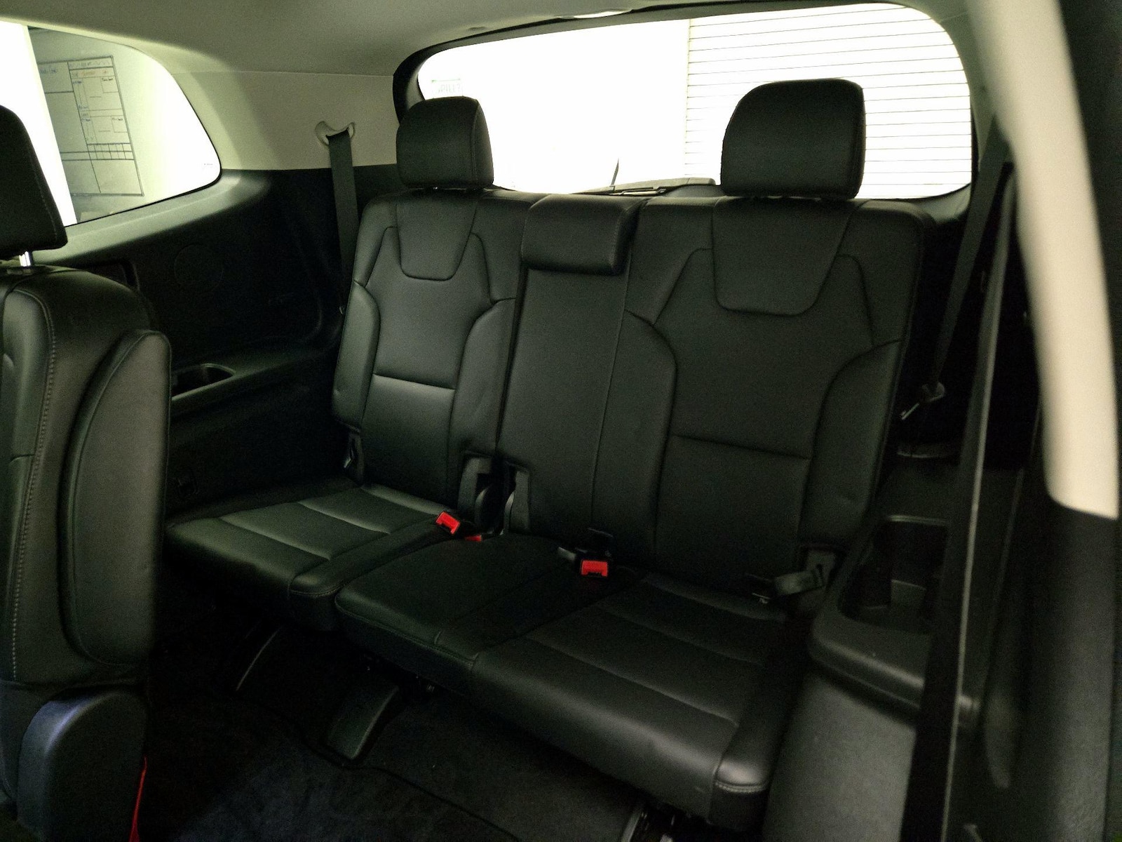 2023 Kia Telluride S - Photo 21