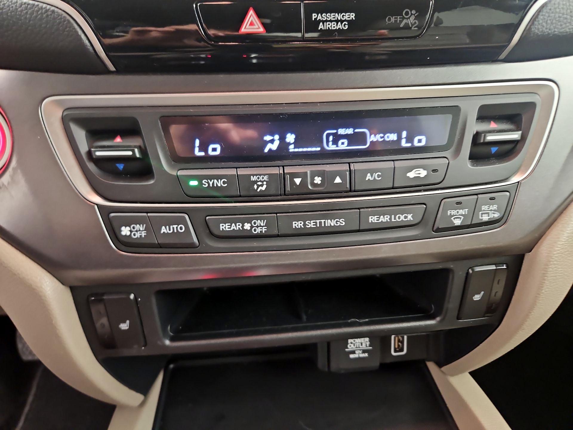 Thumbnail: 2021 Honda Pilot - 14