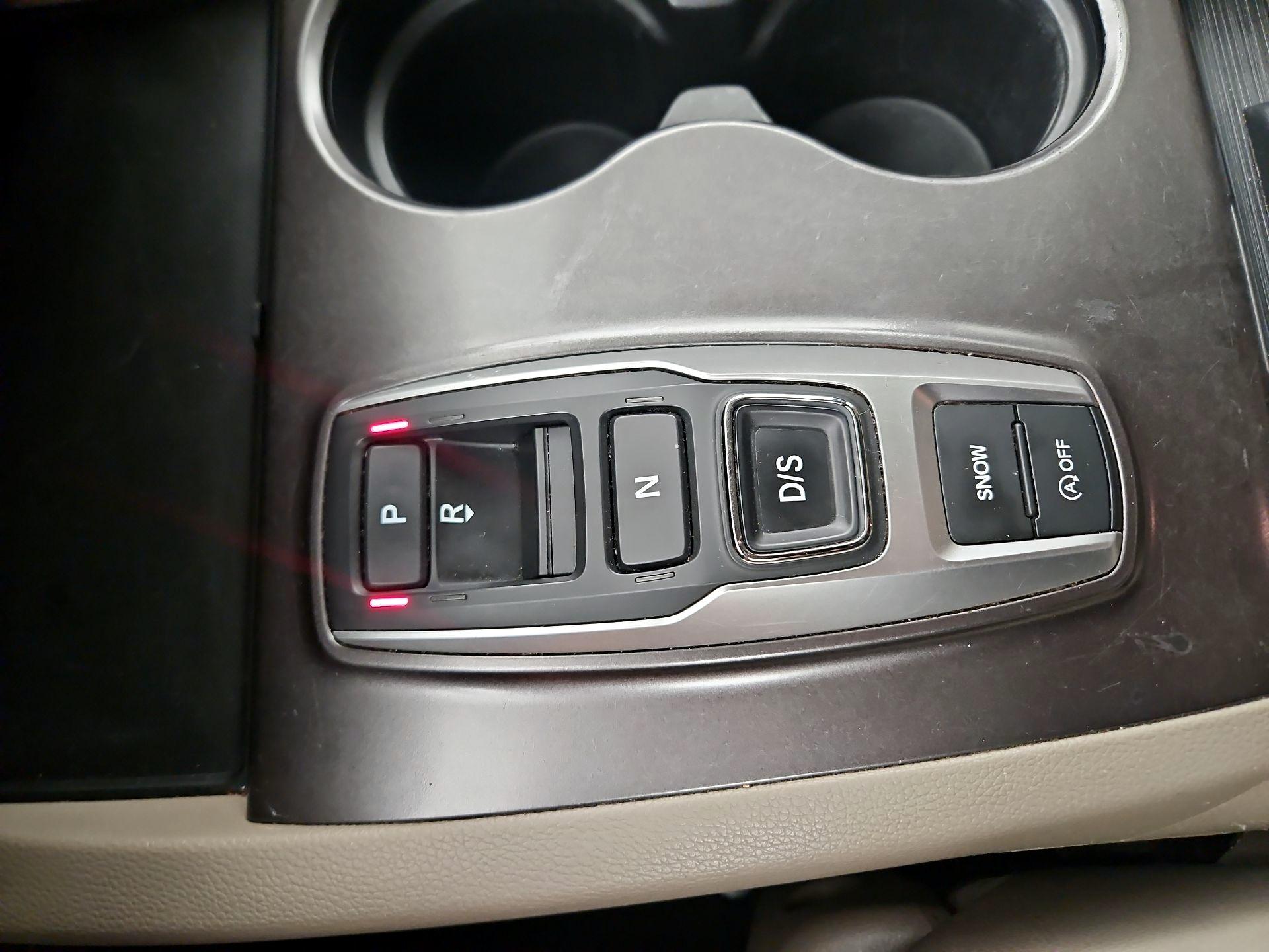 Thumbnail: 2021 Honda Pilot - 15