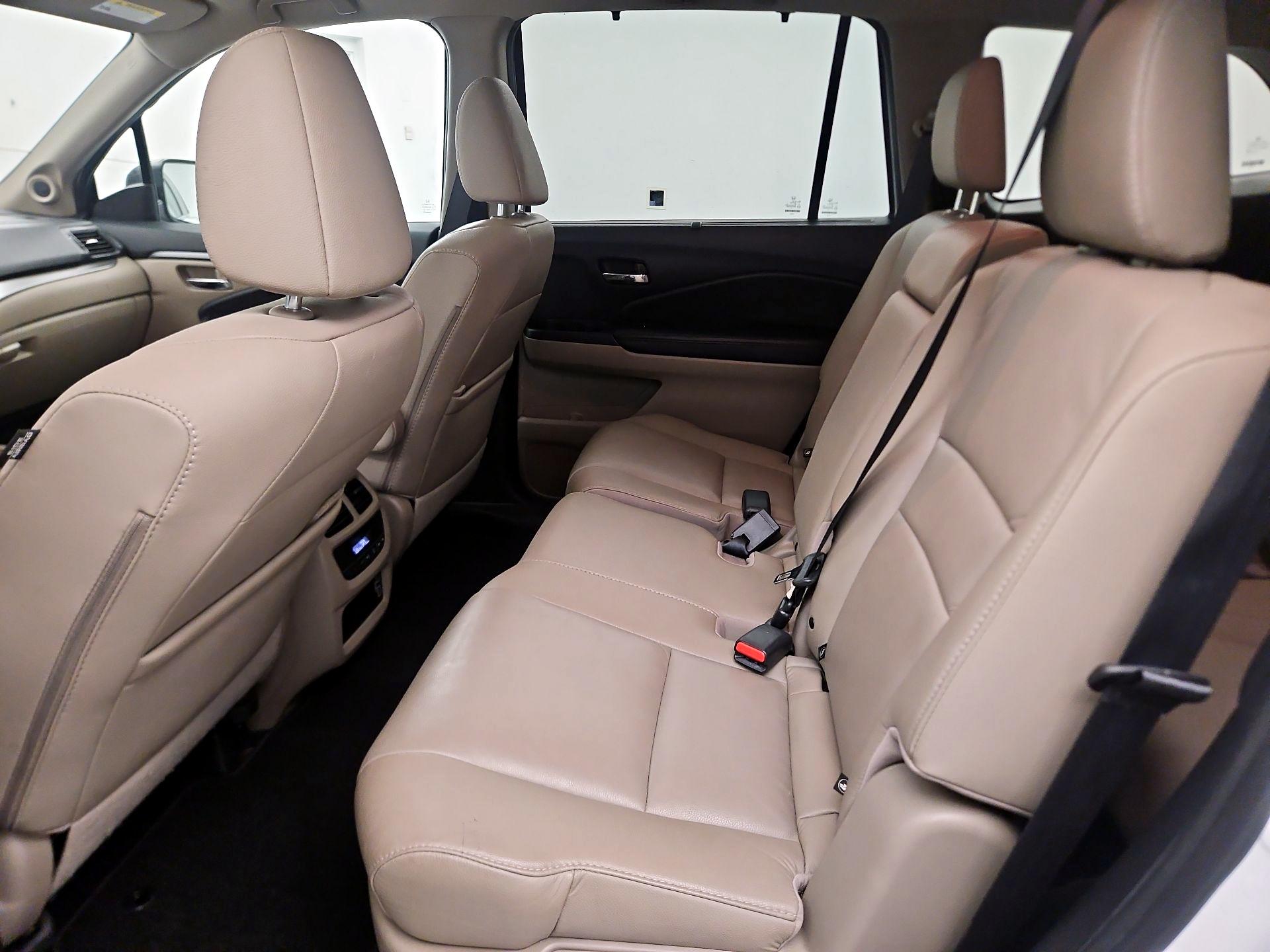 Thumbnail: 2021 Honda Pilot - 18
