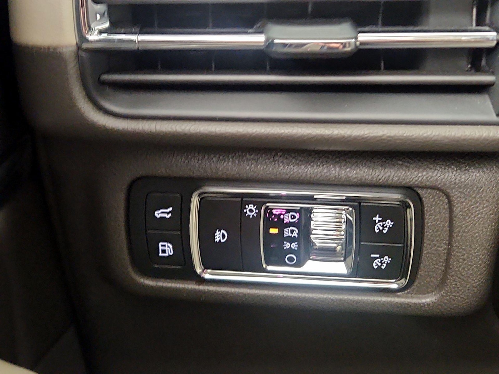 2022 Lincoln Corsair Grand Touring - Photo 14