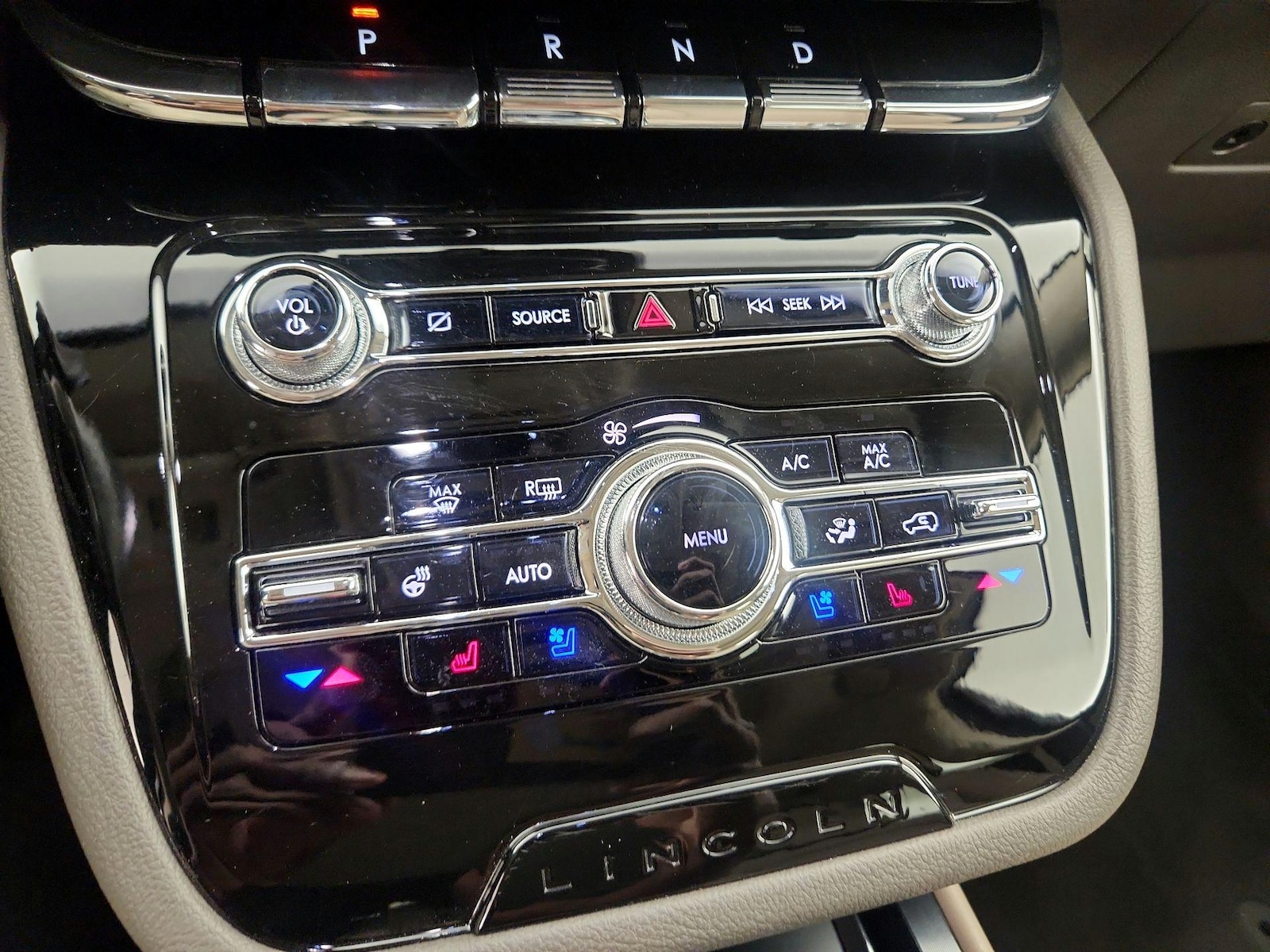 2022 Lincoln Corsair Grand Touring - Photo 18