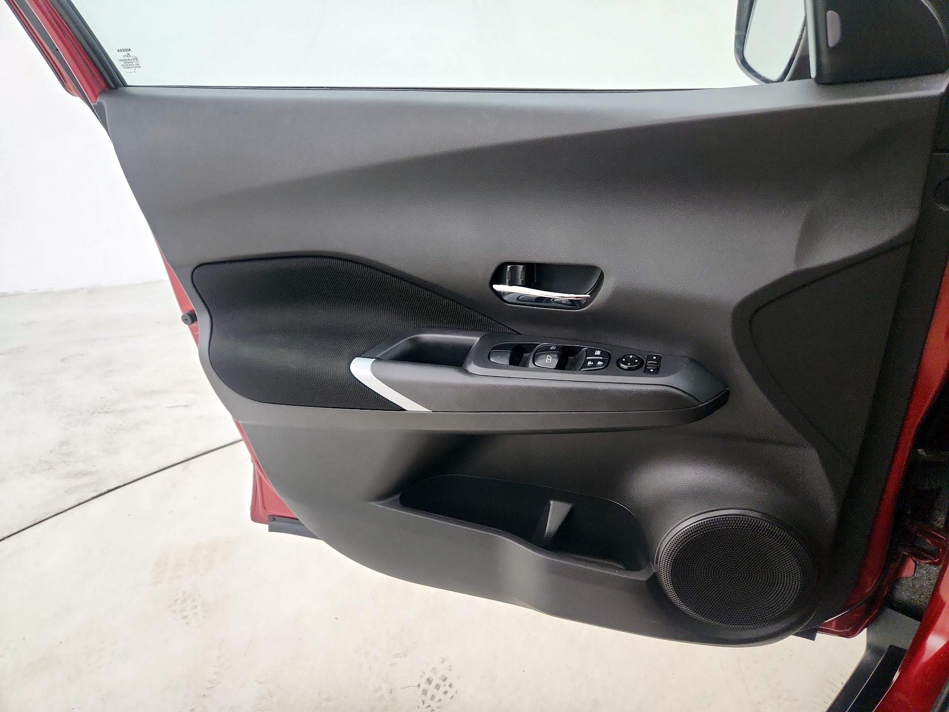 Thumbnail: 2024 Nissan Kicks - 12