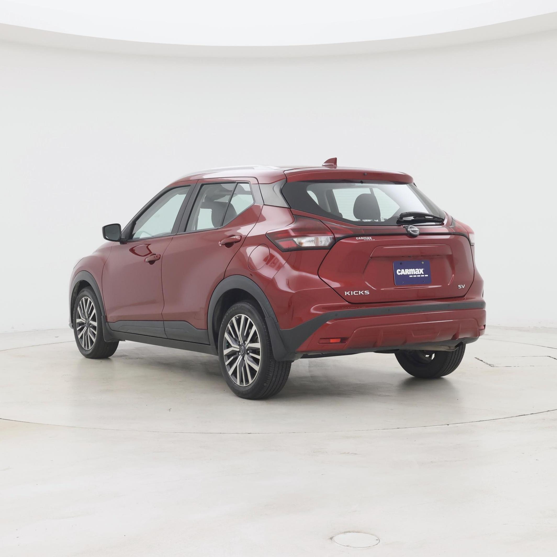 Thumbnail: 2024 Nissan Kicks - 2