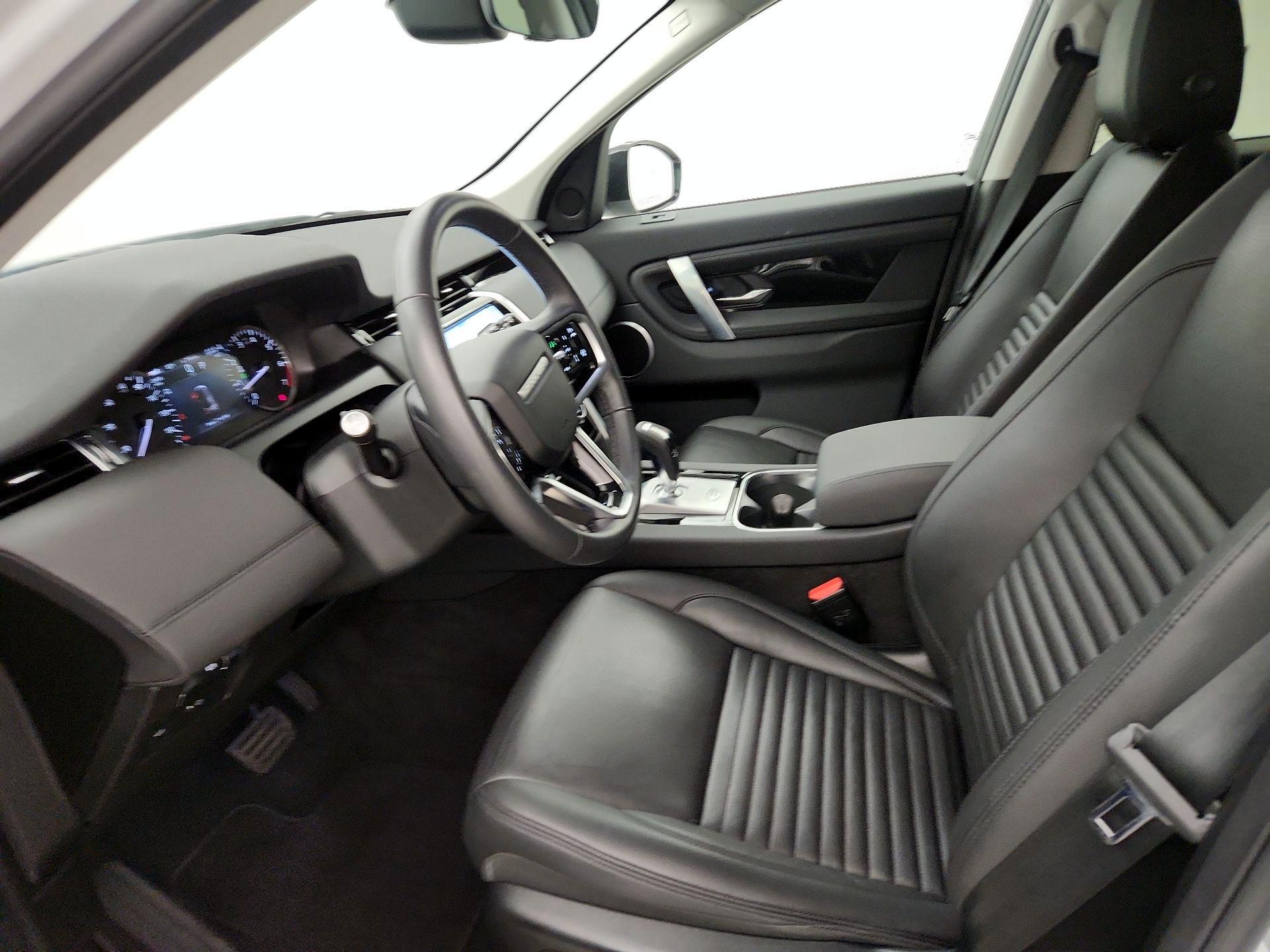 Thumbnail: 2023 Land Rover Discovery Sport - 11