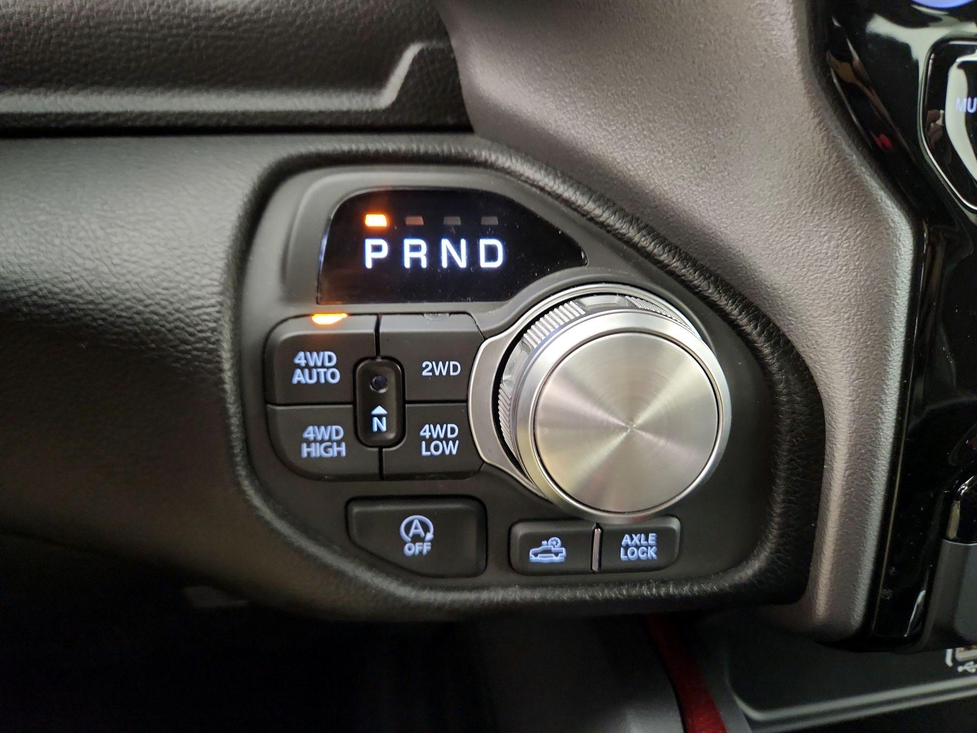 Thumbnail: 2026 RAM 1500 - 18