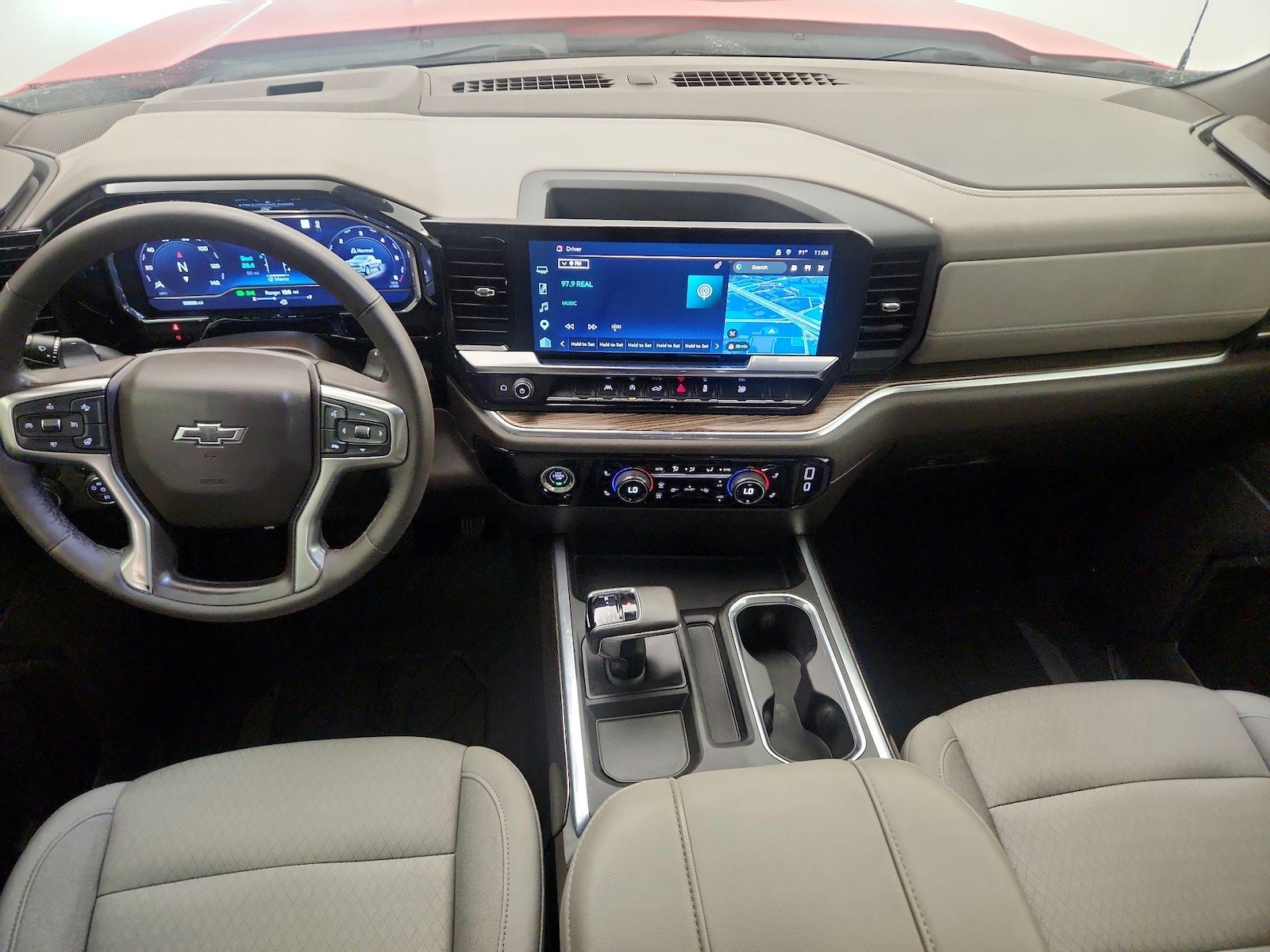 2023 Chevrolet Silverado 1500 RST - Photo 10