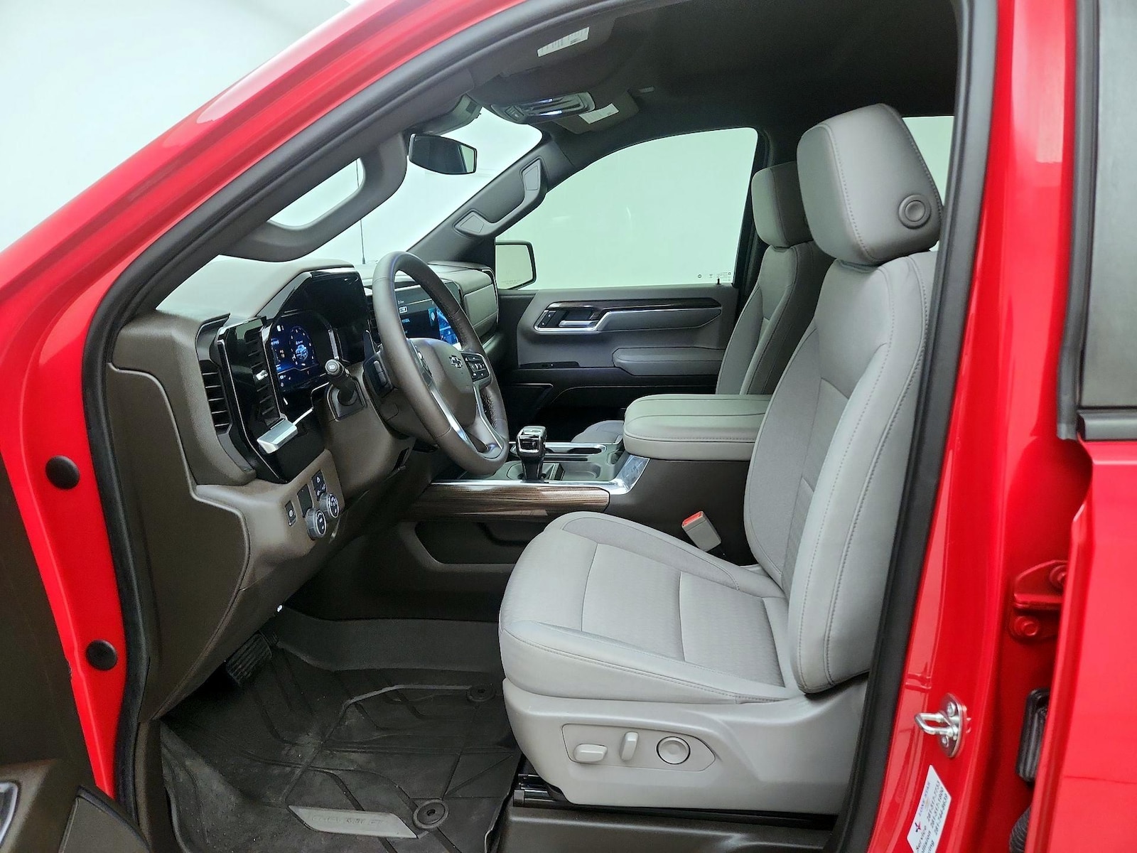 2023 Chevrolet Silverado 1500 RST - Photo 12