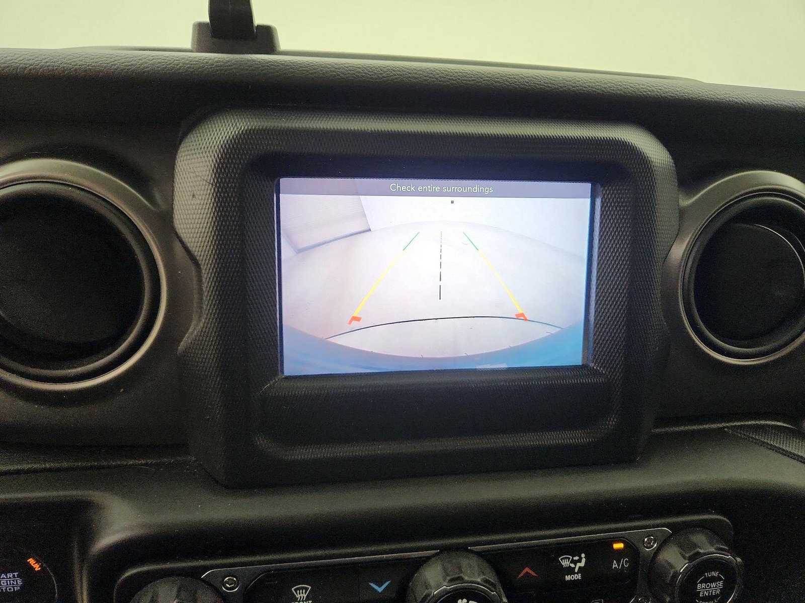 2022 Jeep Wrangler Sport - Photo 15
